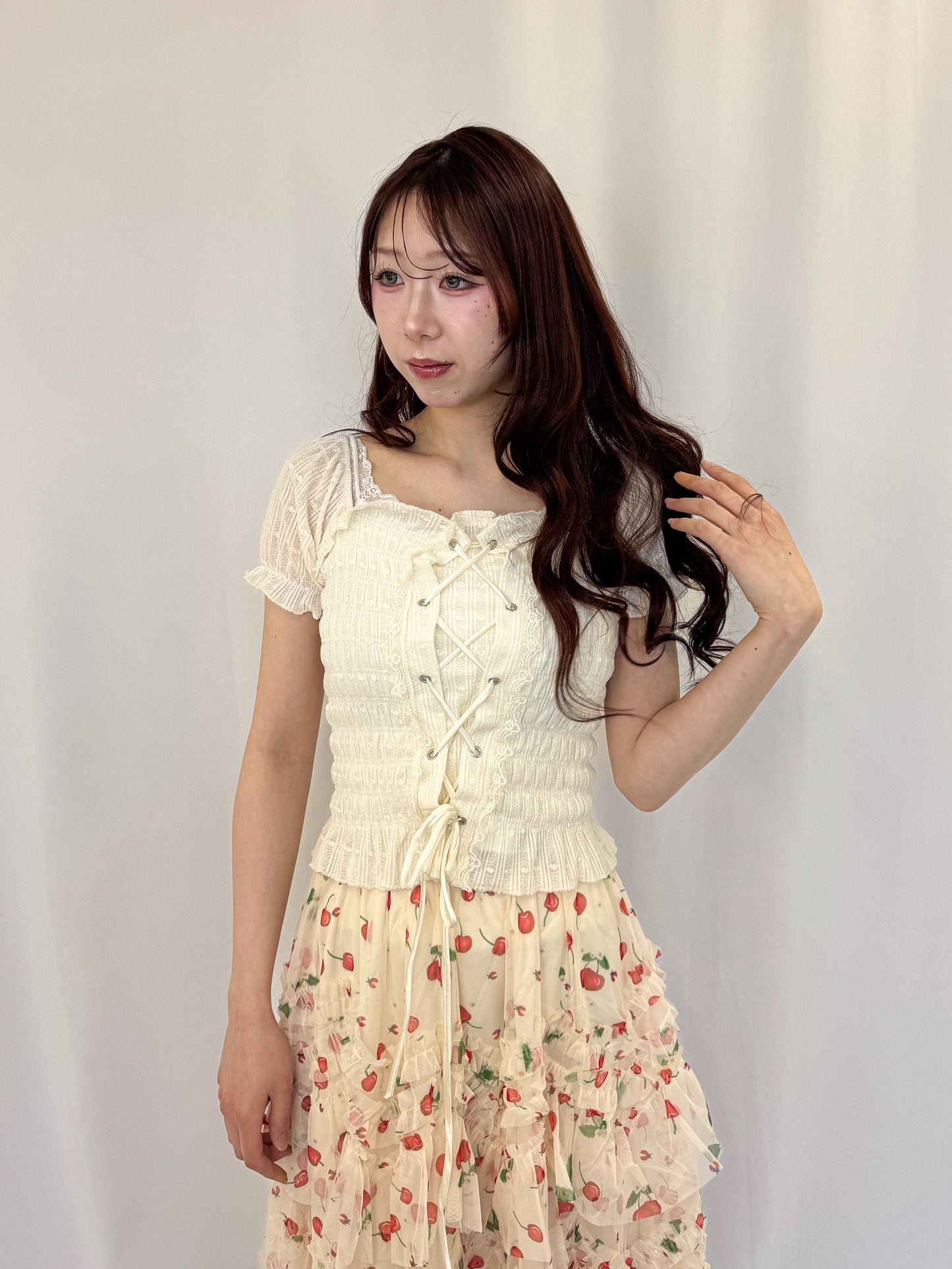 【Official限定価格】レースアップパフブラウス