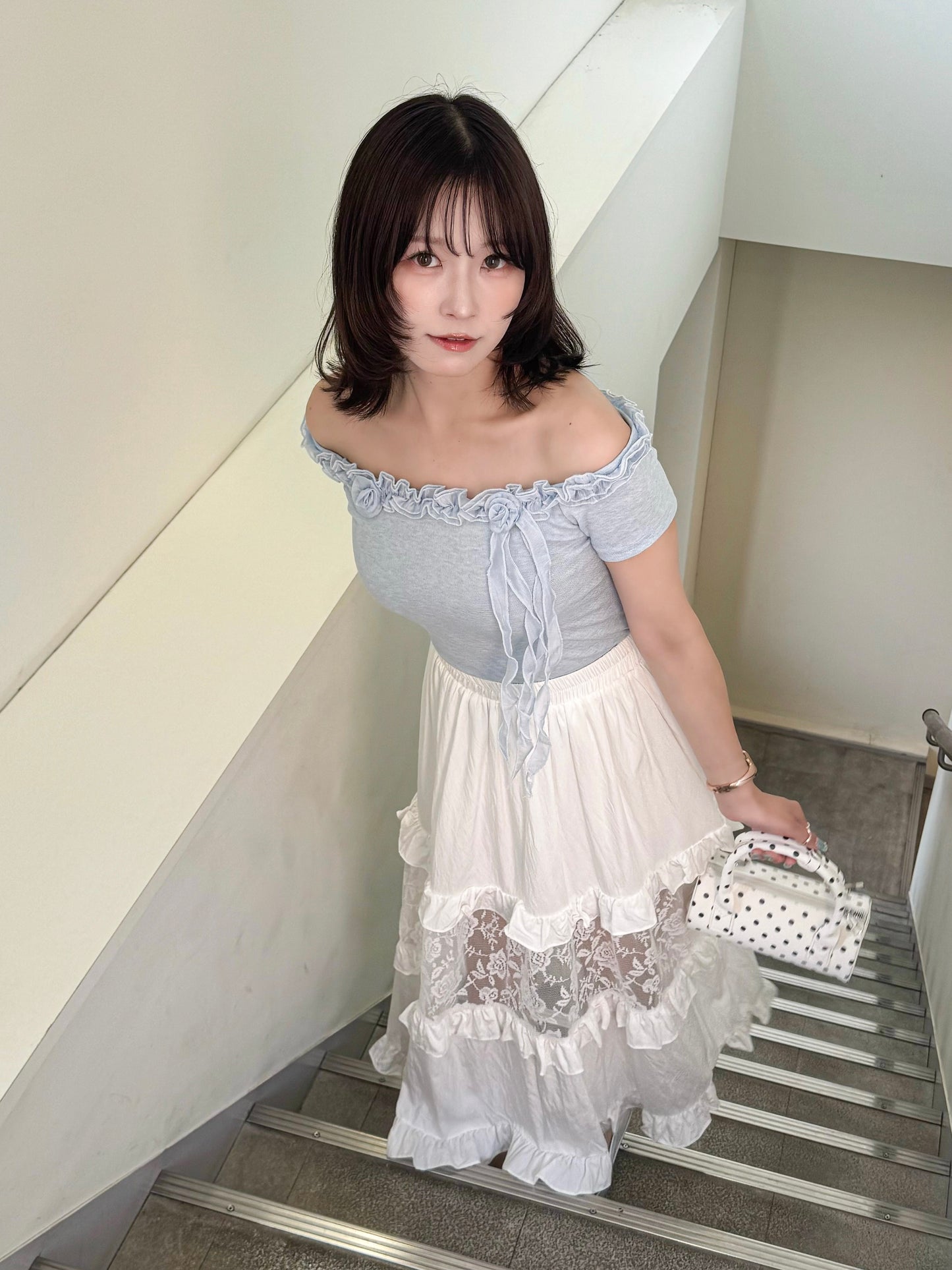ローズフリルTシャツ