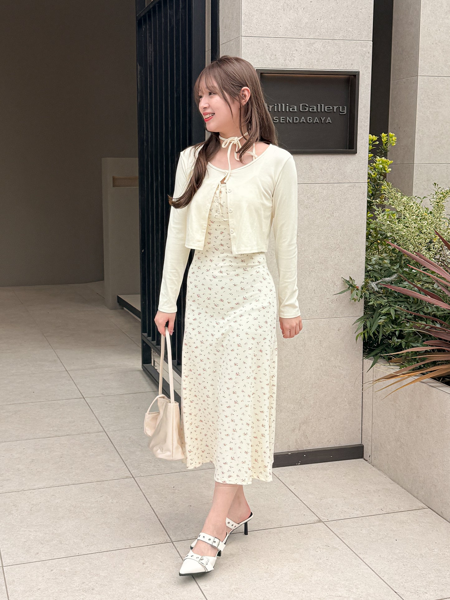 【Official限定価格】小花柄ロングキャミワンピース×カーディガンセット