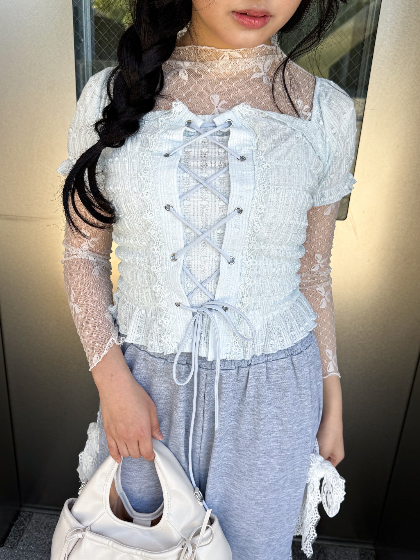 【Official限定価格】レースアップパフブラウス