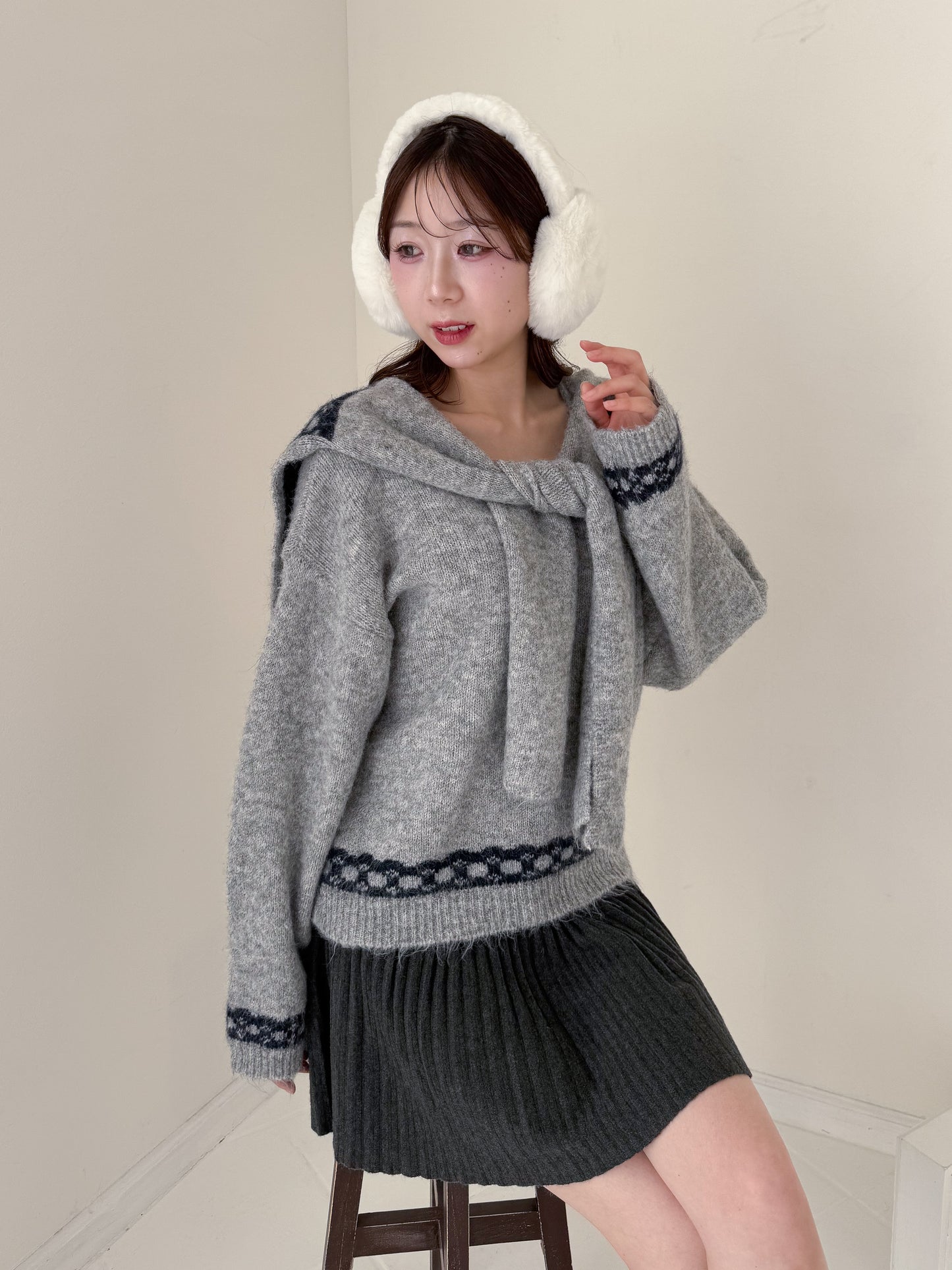 【Official限定価格】リボンショール付きニット