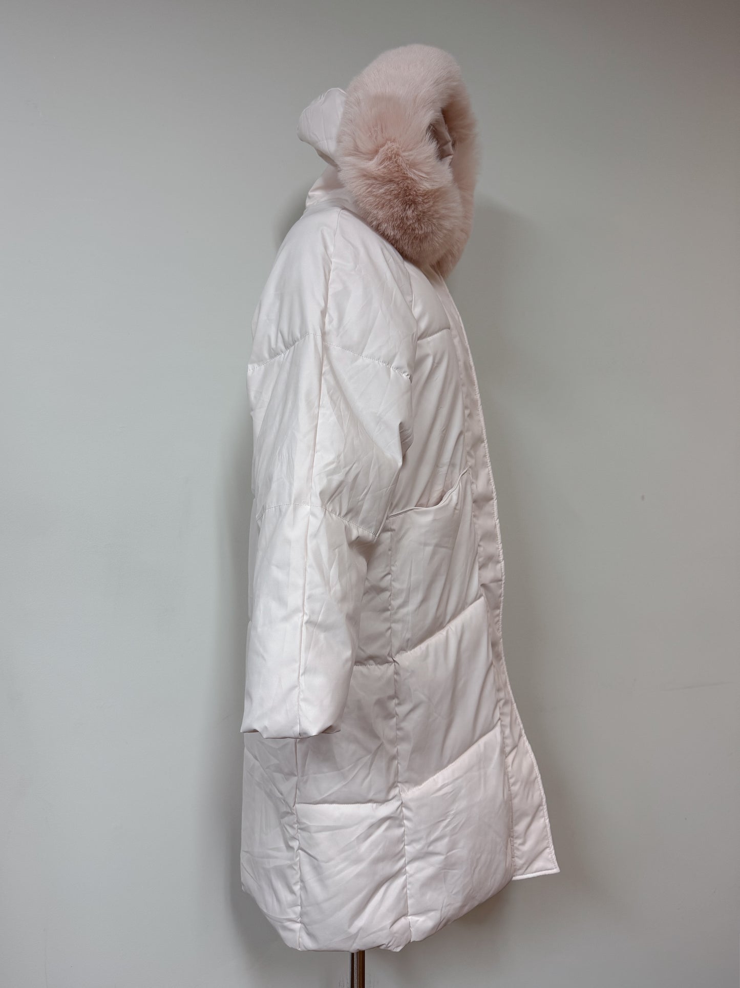 ファー付きロングパフコート