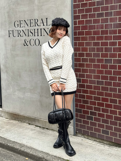 ライン入りニットセットアップ