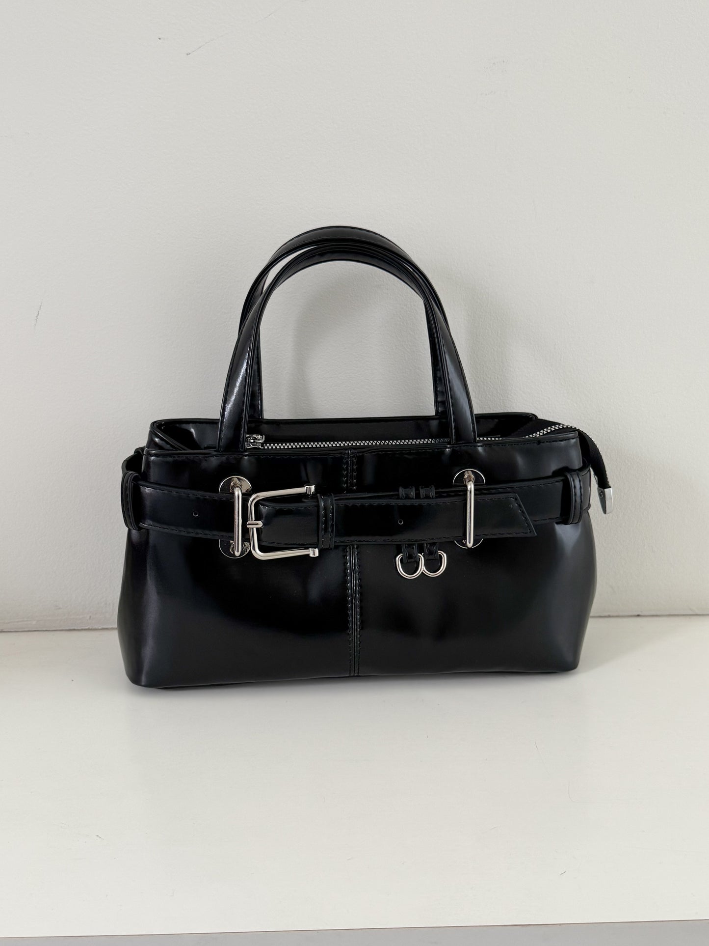 【Official限定価格】ベルト合皮BAG