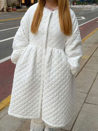 キルティングロングコート
