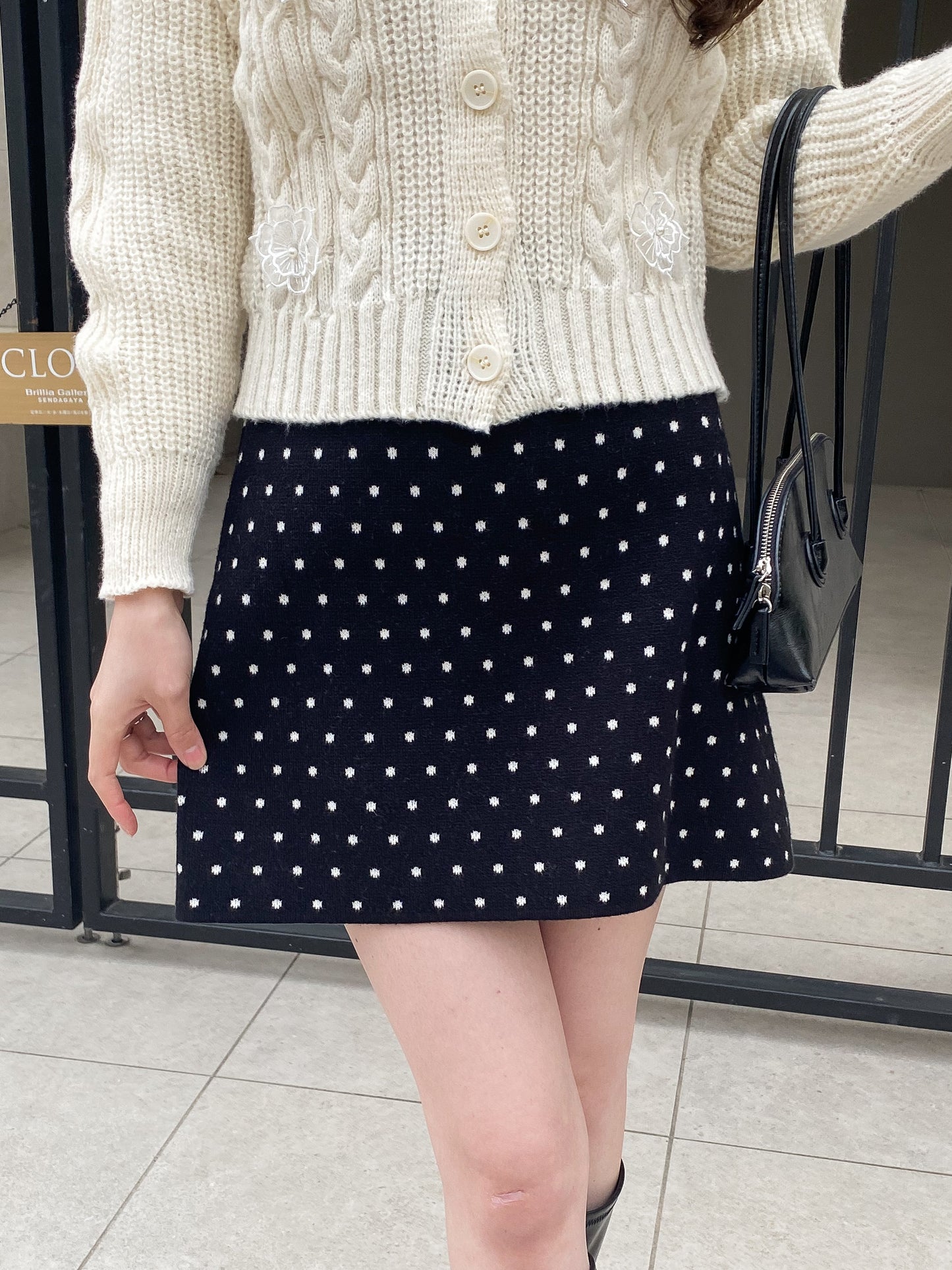 【Official限定価格】ドットニット台形スカート