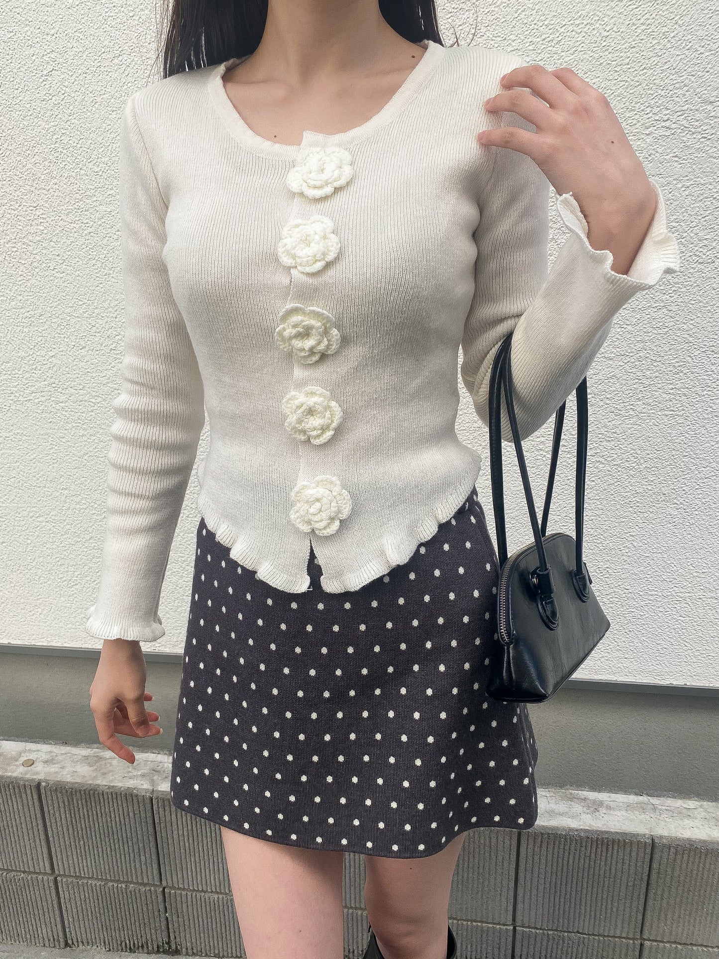 【Official限定価格】フラワーヘムトップス