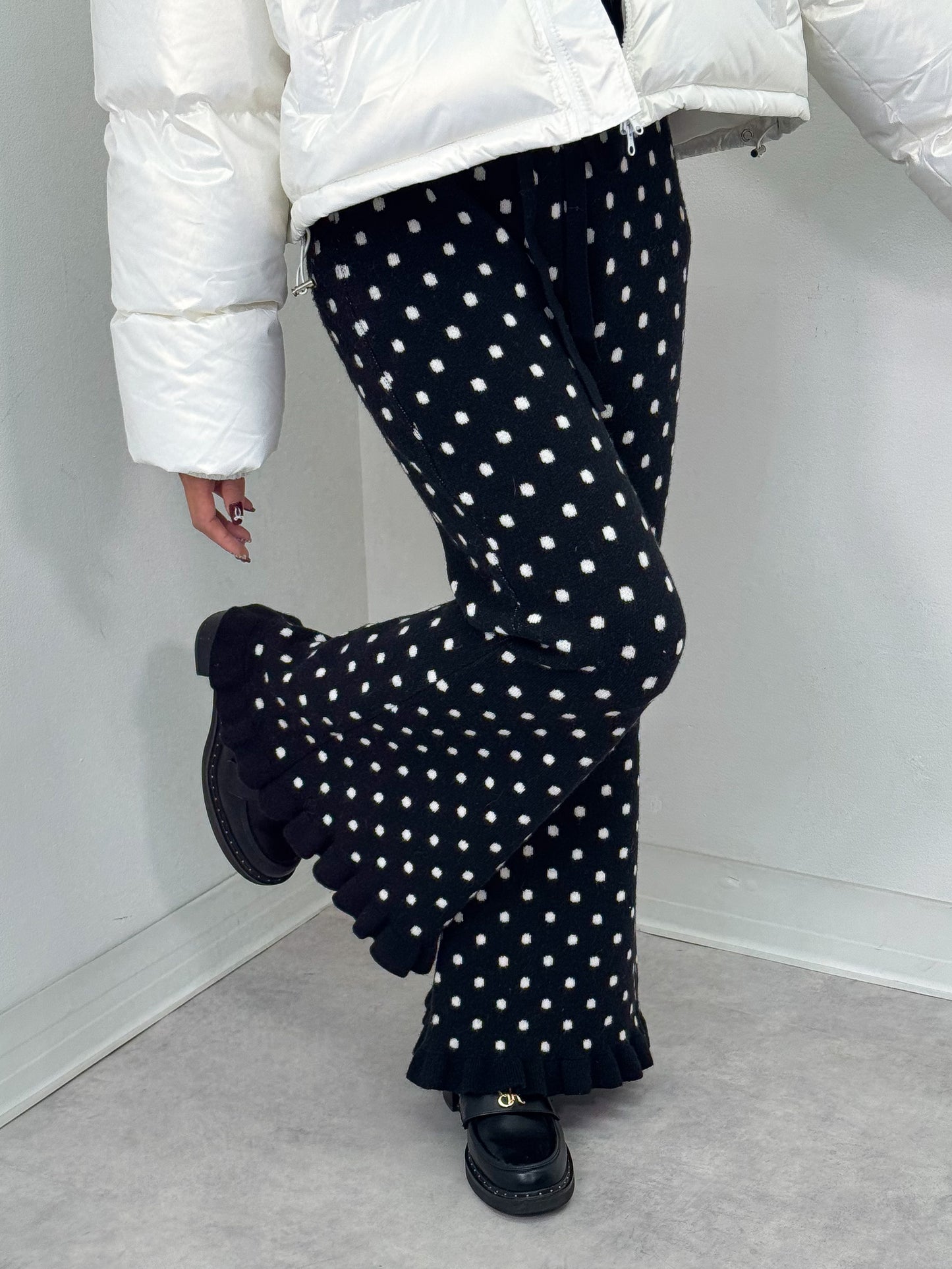 ドットニットパンツ