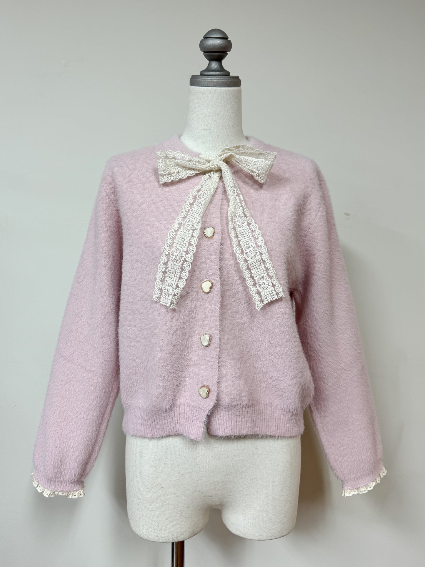 【Official限定価格】ボウタイハートボタンシャギーニット