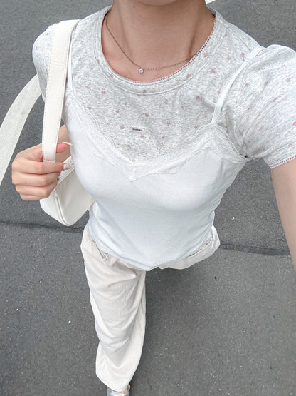 小花柄×ドットTシャツ