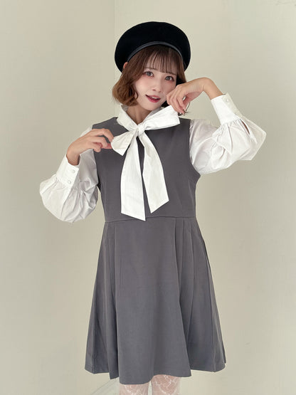 プリーツワンピース