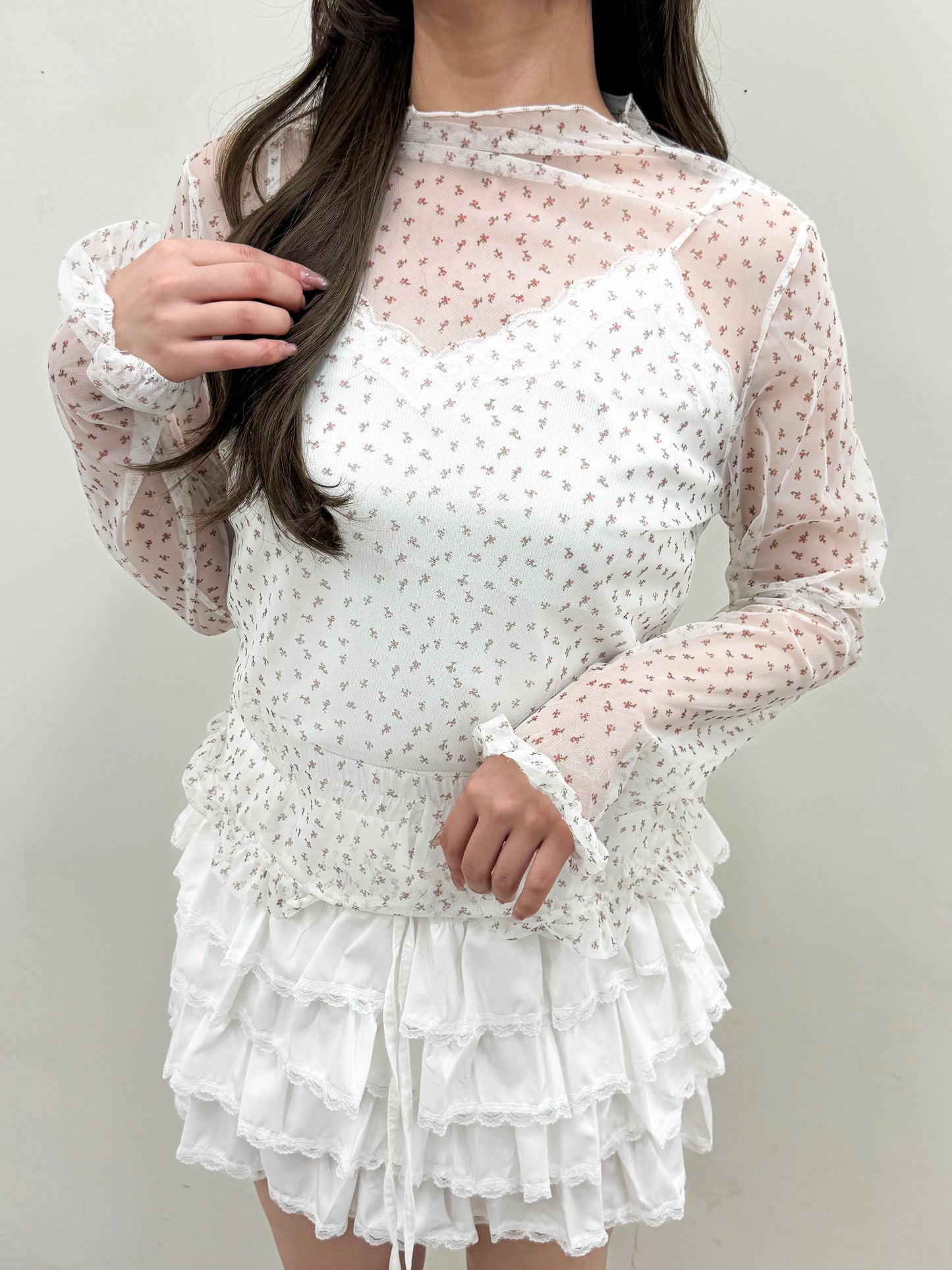 小花柄チュールトップス