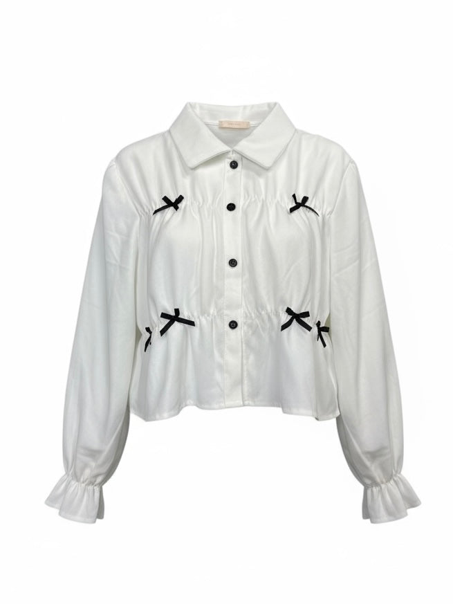 リボン付きシャーリングブラウス