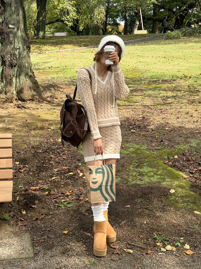 ライン入りニットセットアップ