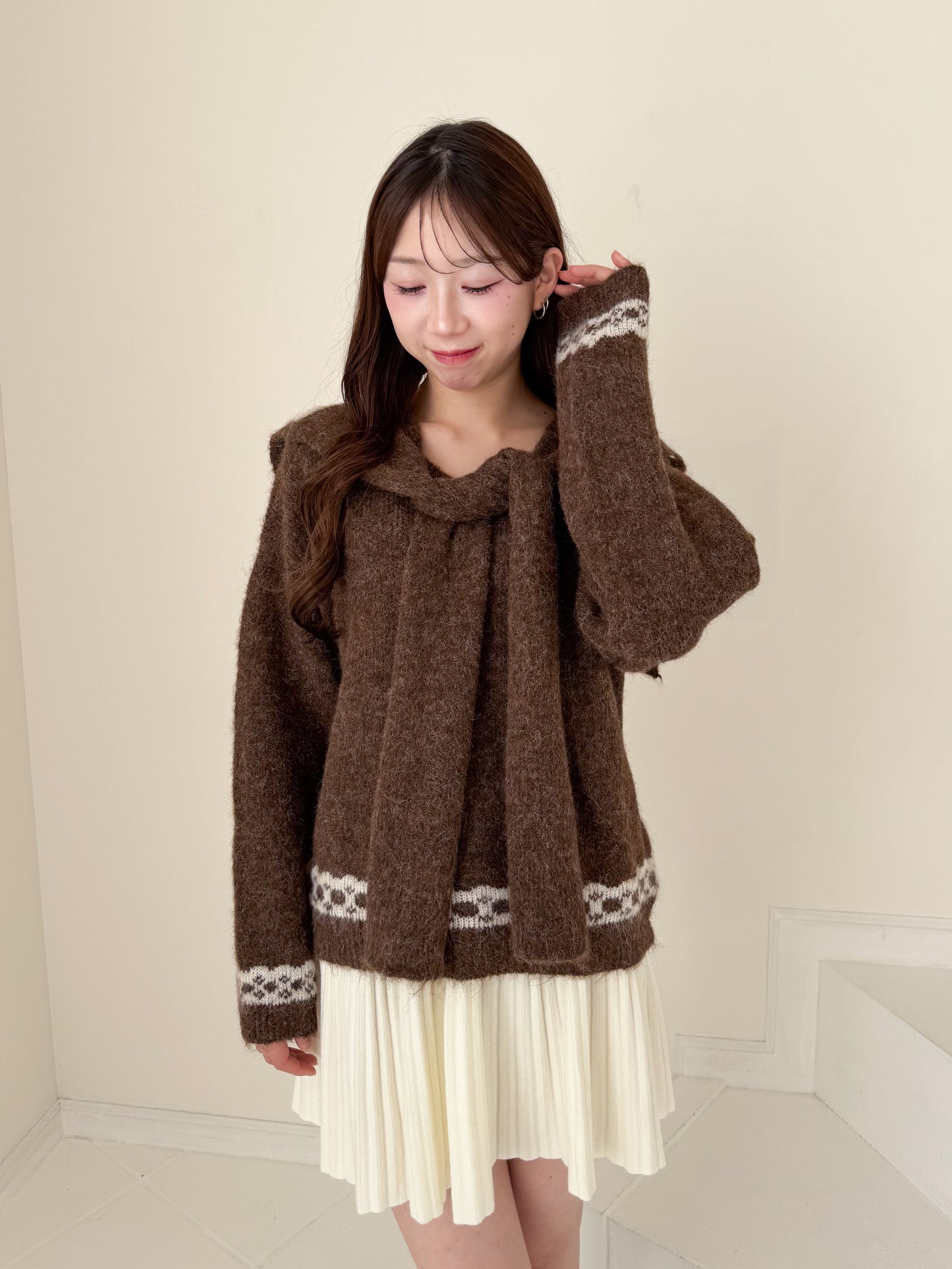 【Official限定価格】リボンショール付きニット