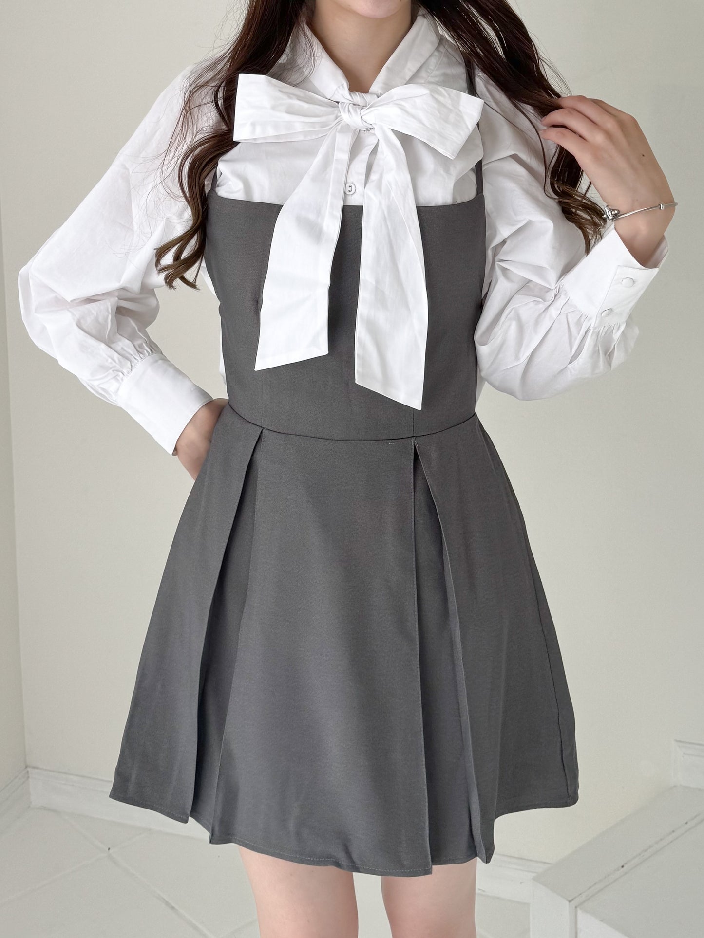 【Official限定販売】エプロンワンピース