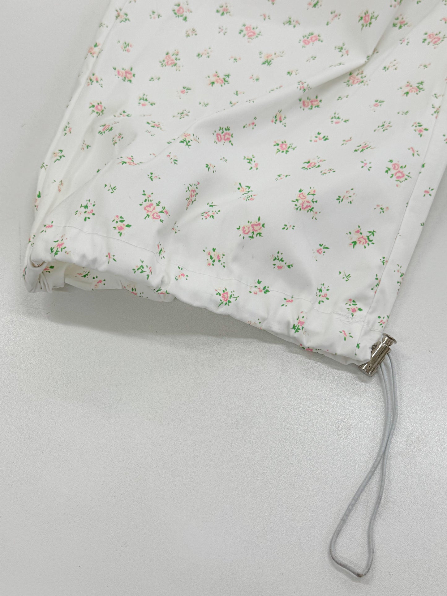 【Official限定価格】小花柄ナイロンパンツ