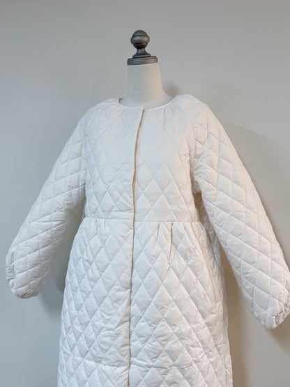 キルティングロングコート