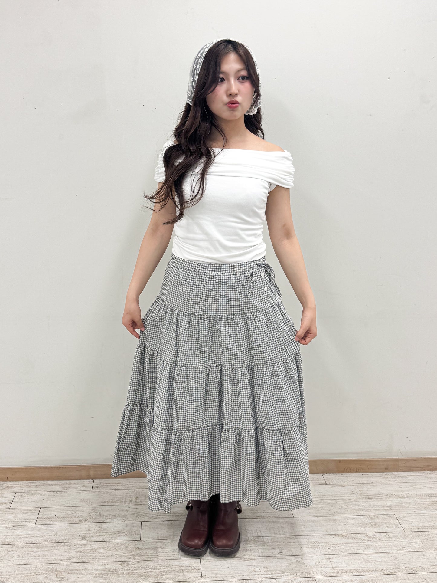 オフショルカットトップス