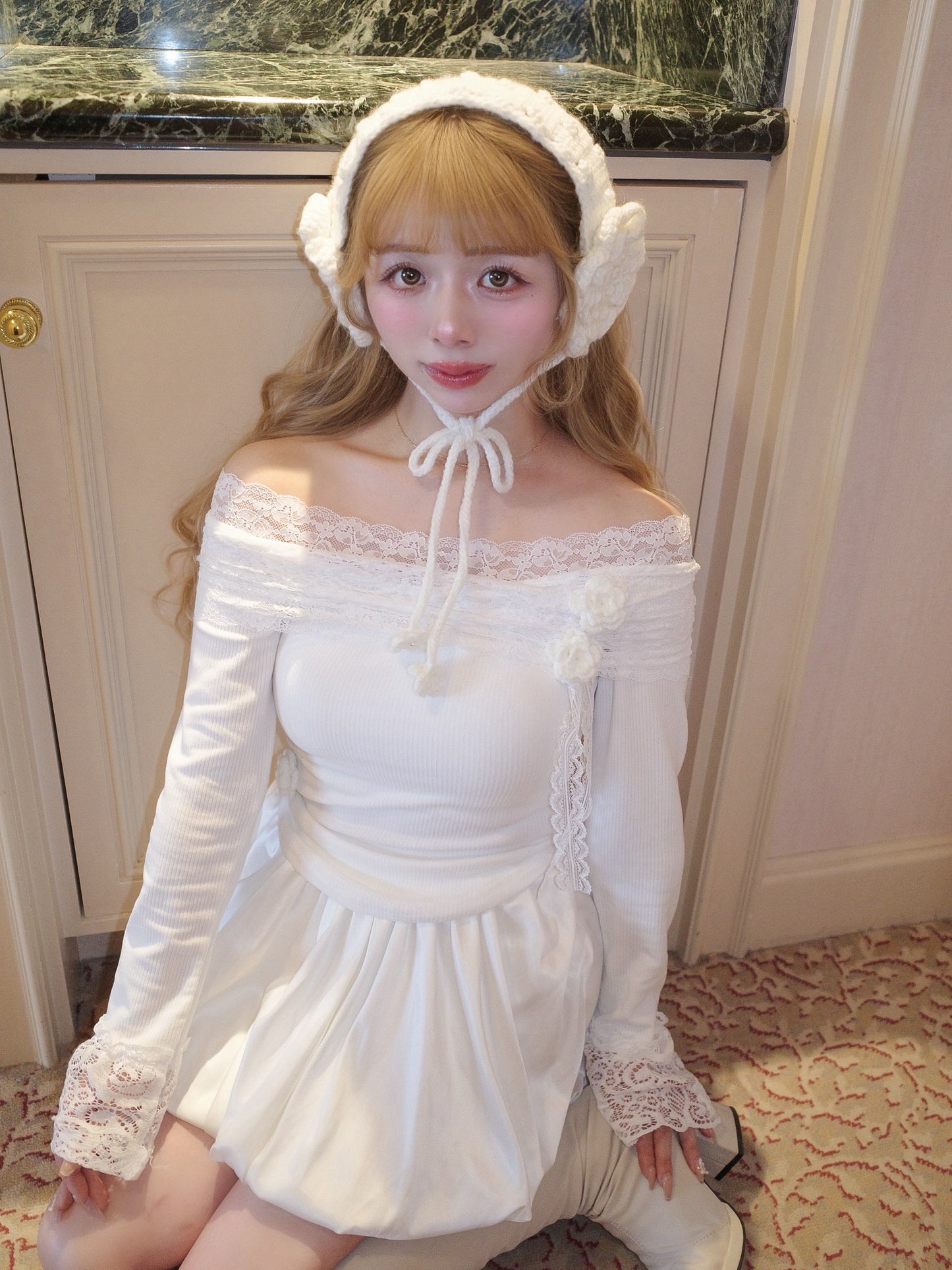 レースオフショルリブニット