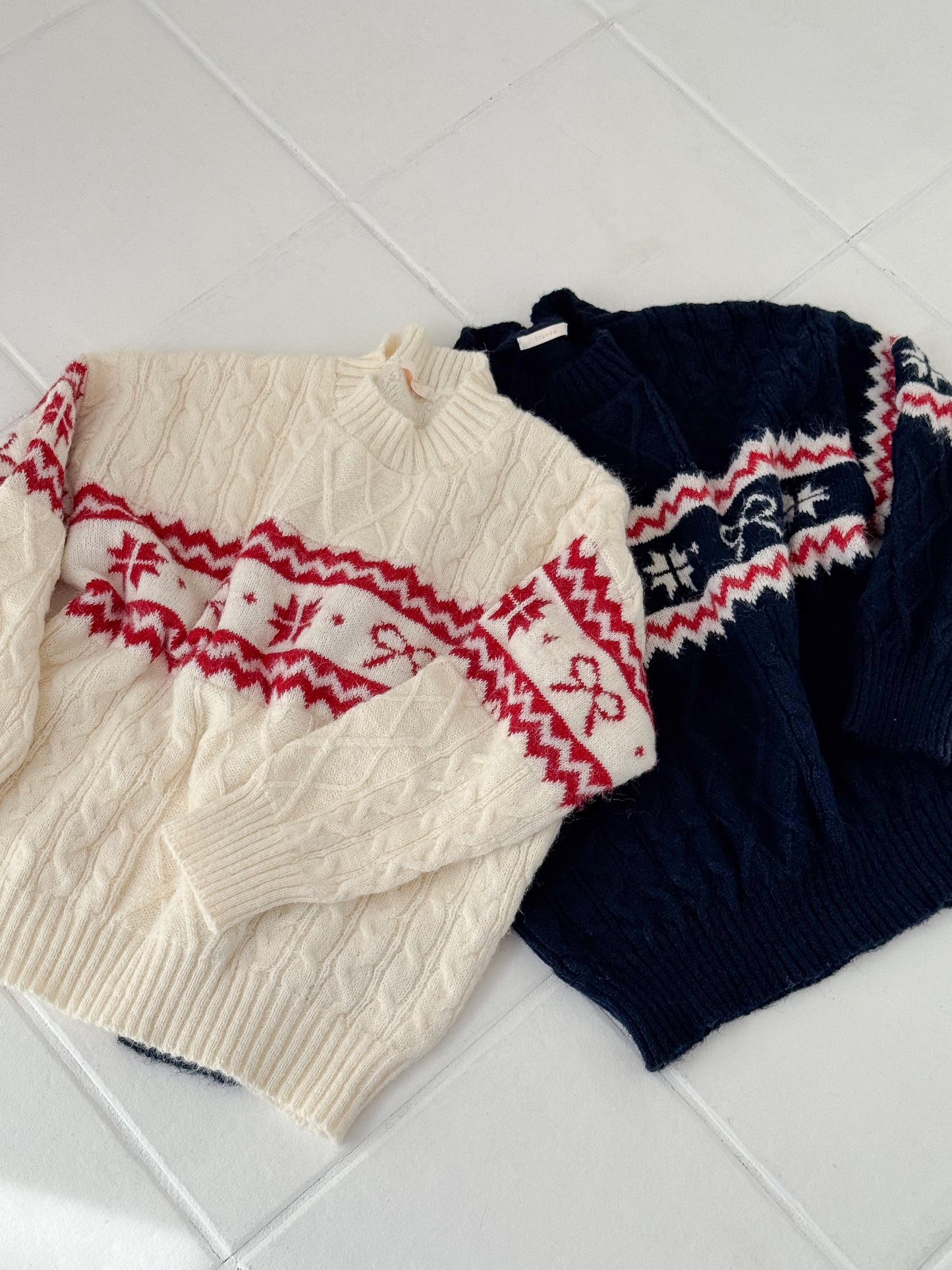 【Official限定価格】モチーフ柄ジャガードニット