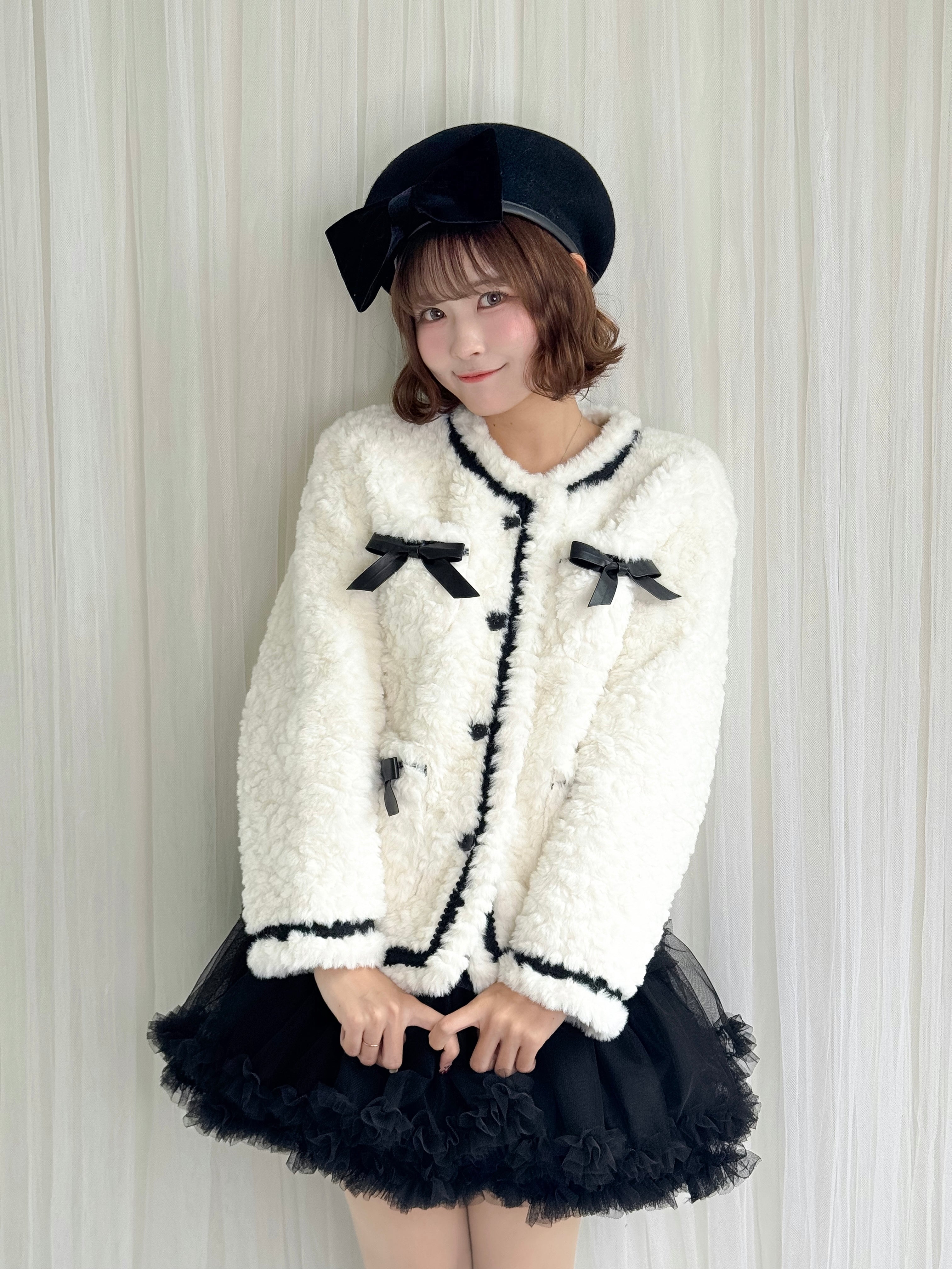 リボン付きガーリーファージャケット – frunco