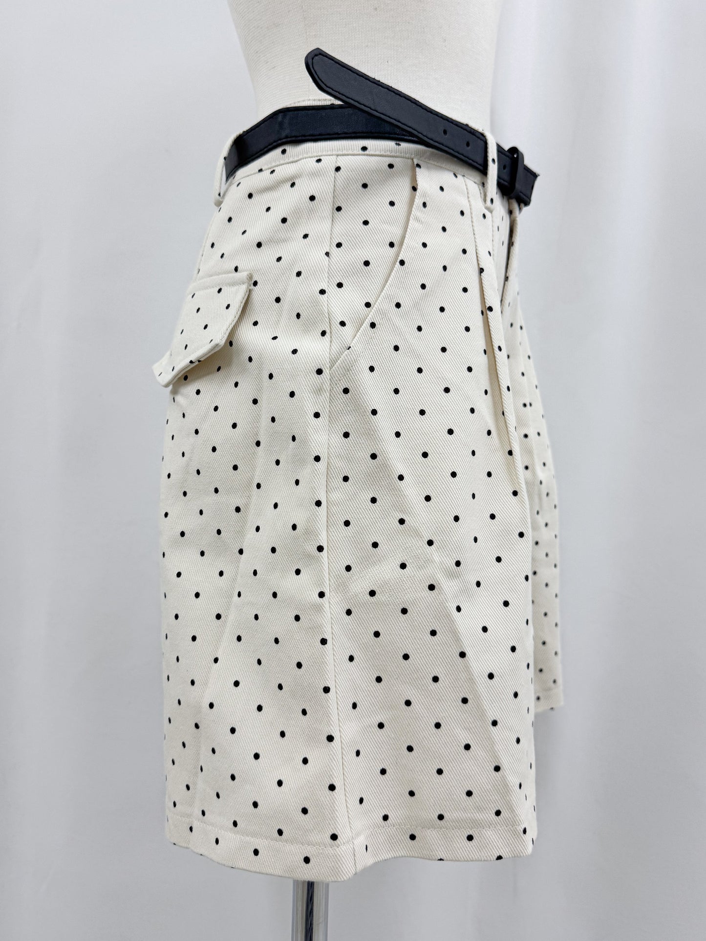 【Official限定価格】ベルト付きドットデニムハーフパンツ
