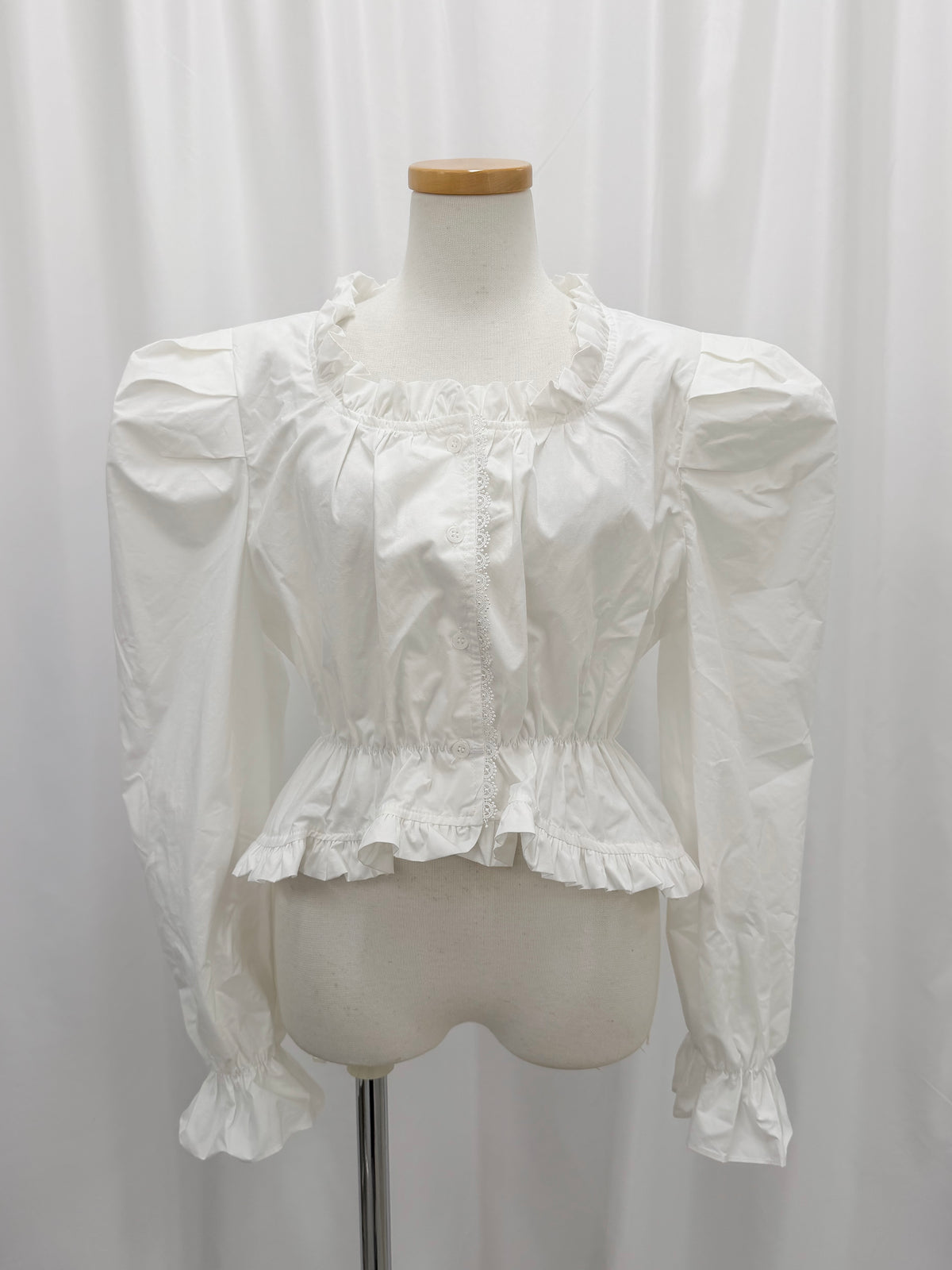 Petite Puff Blouse