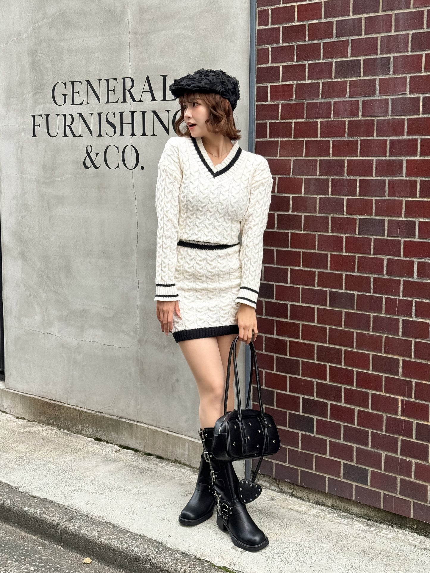 ライン入りニットセットアップ