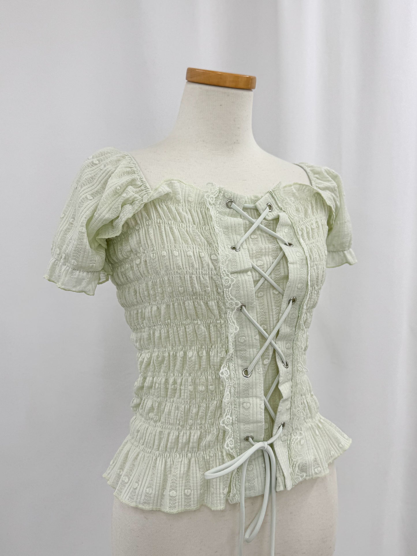 【Official限定価格】レースアップパフブラウス