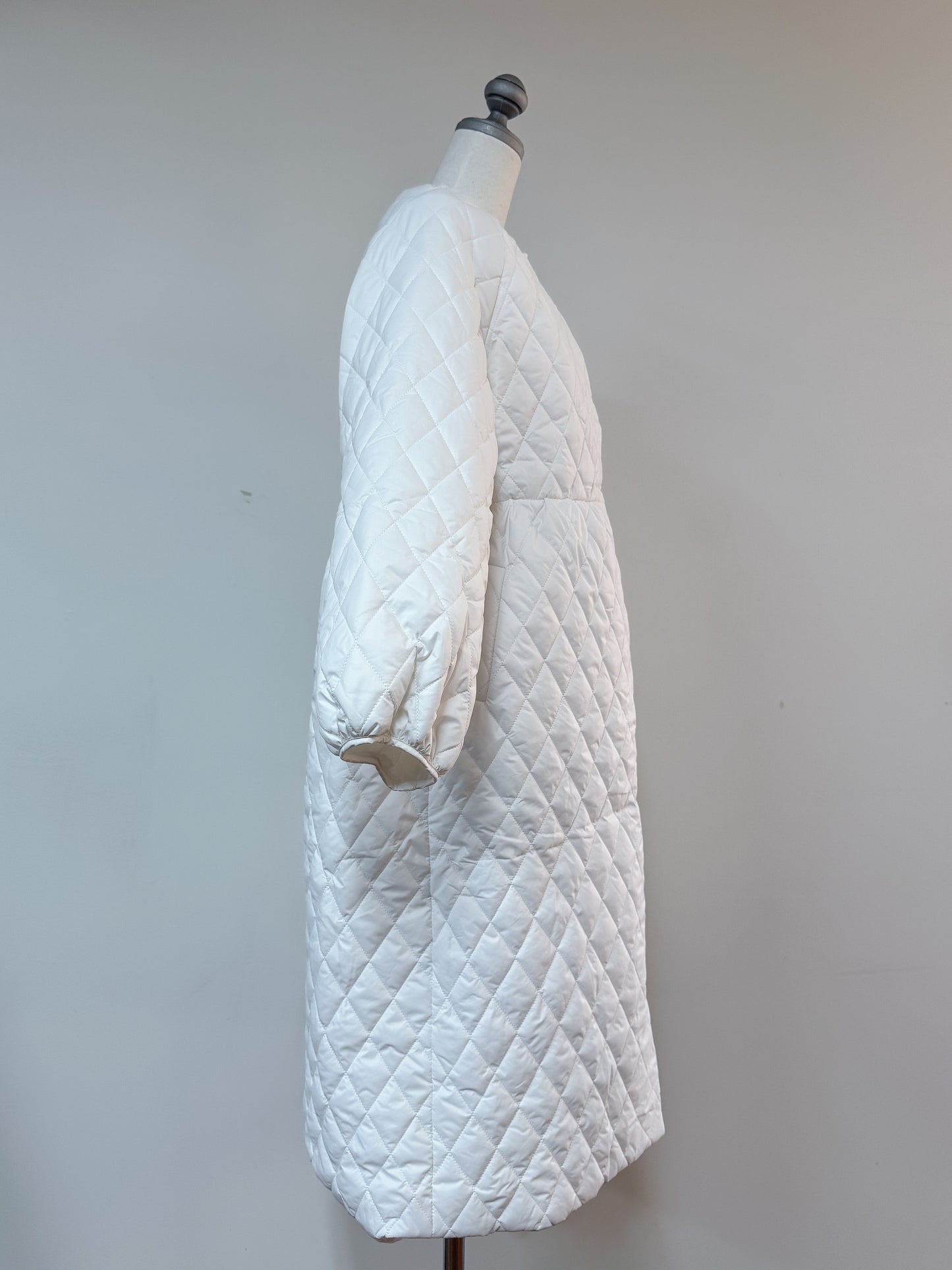 キルティングロングコート