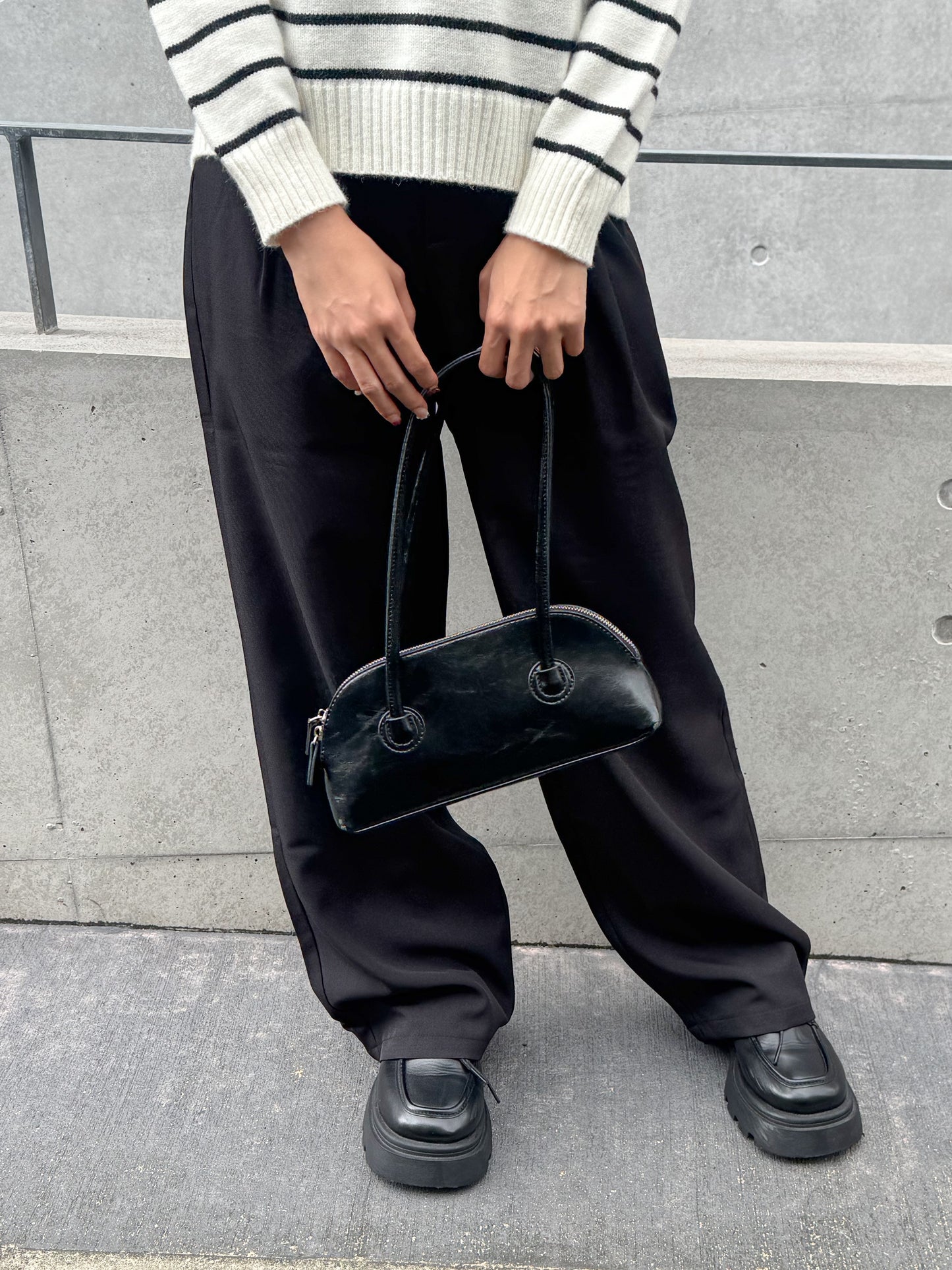 【Official限定価格】タックワイドパンツ