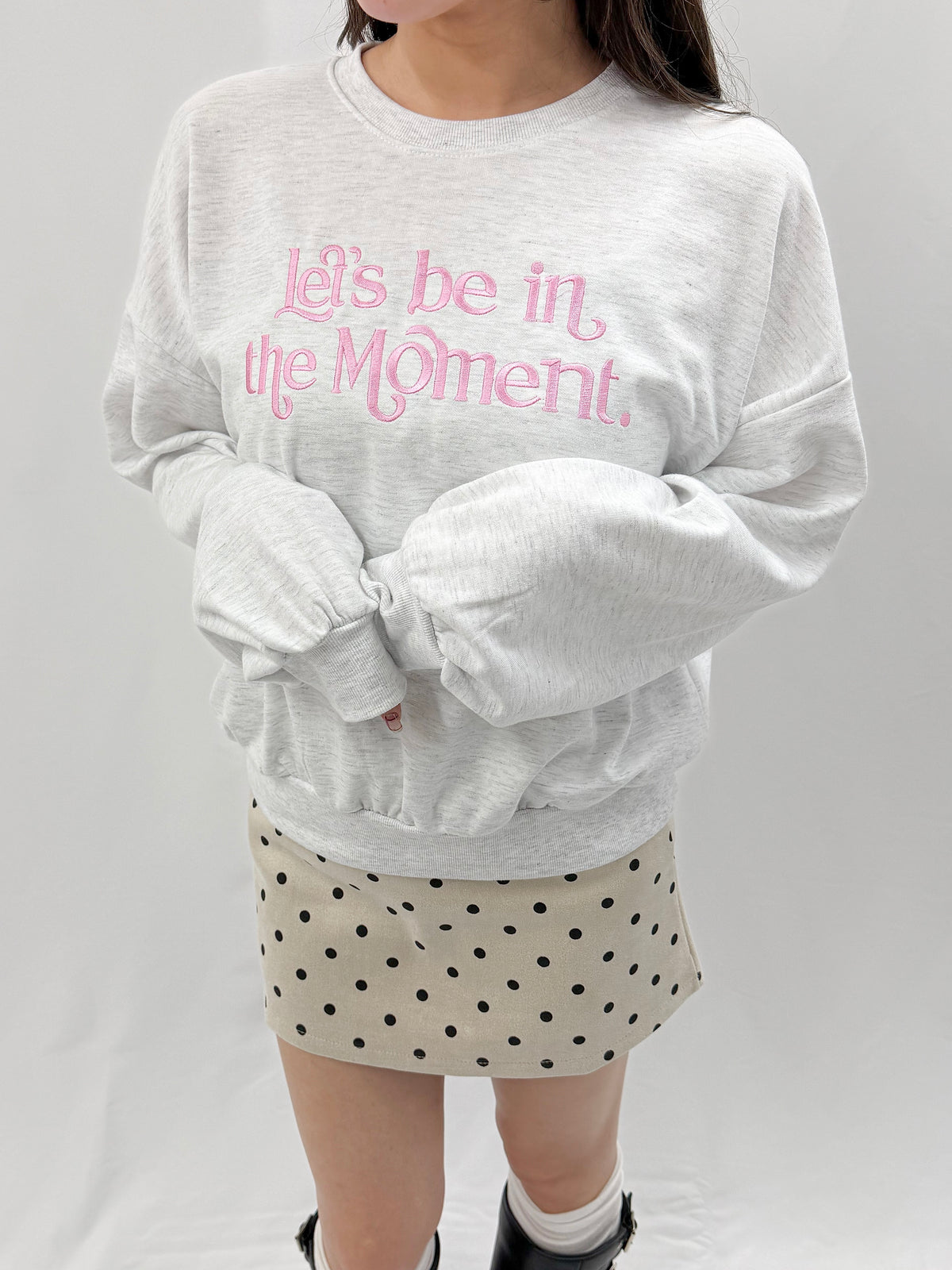 刺繡入りスエットシャツ