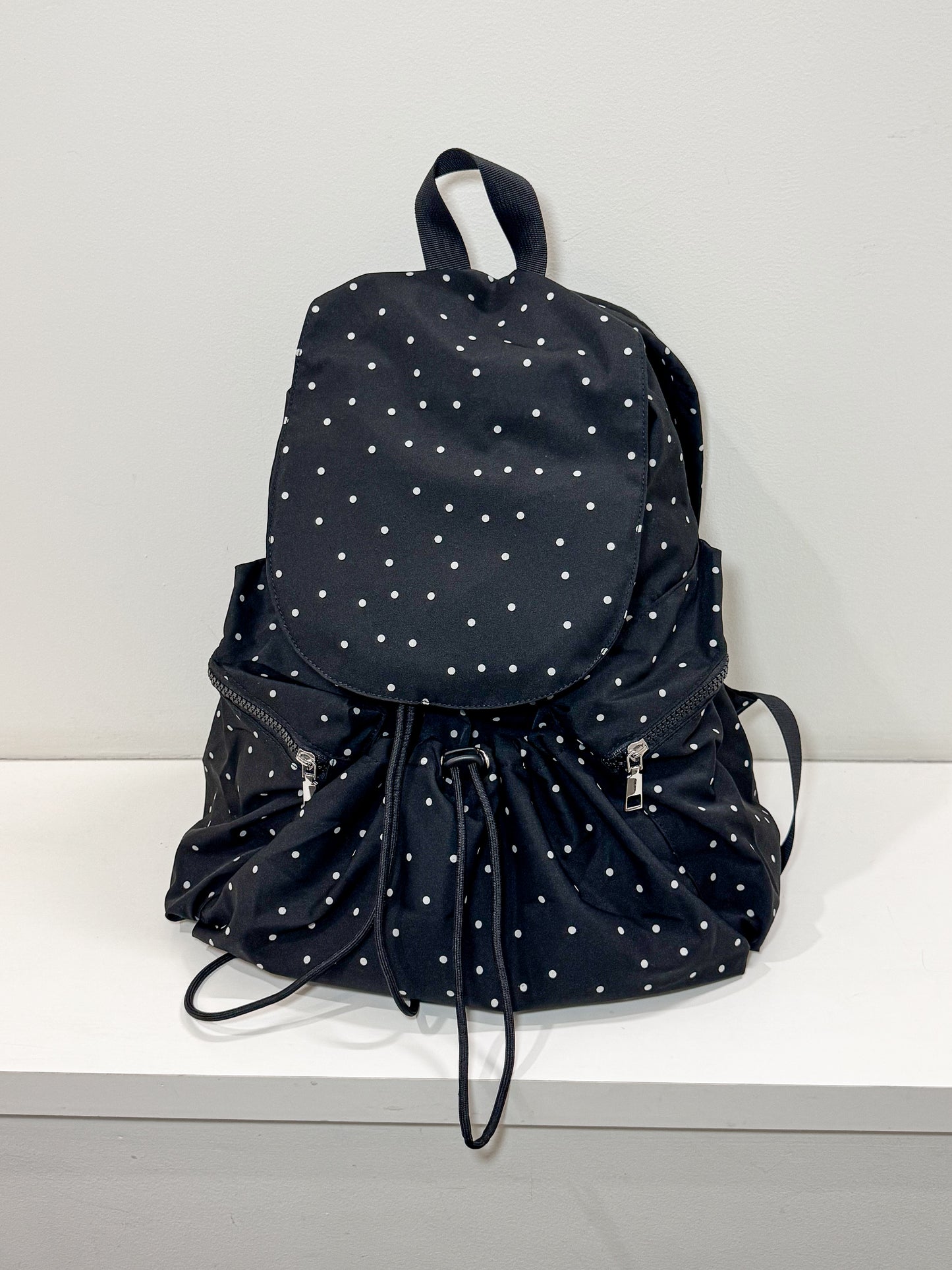 ドット柄リュック