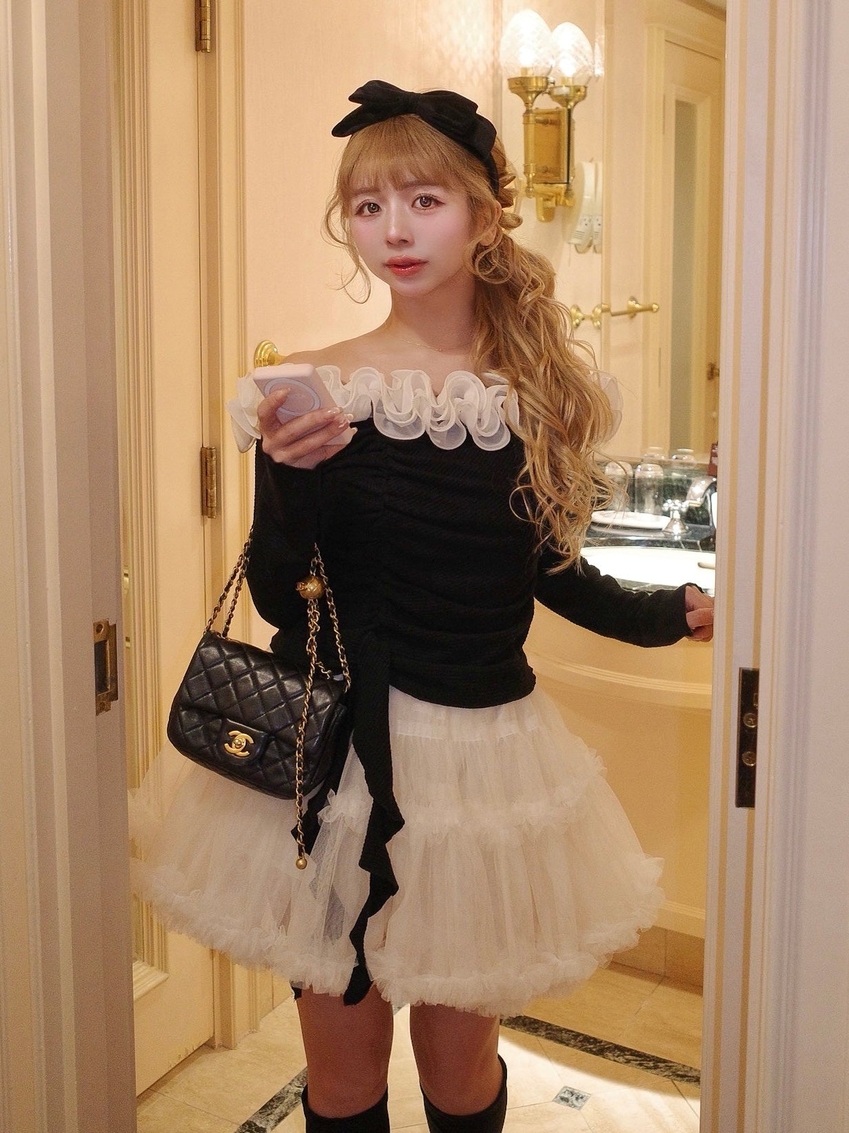 フレンチフリルトップス