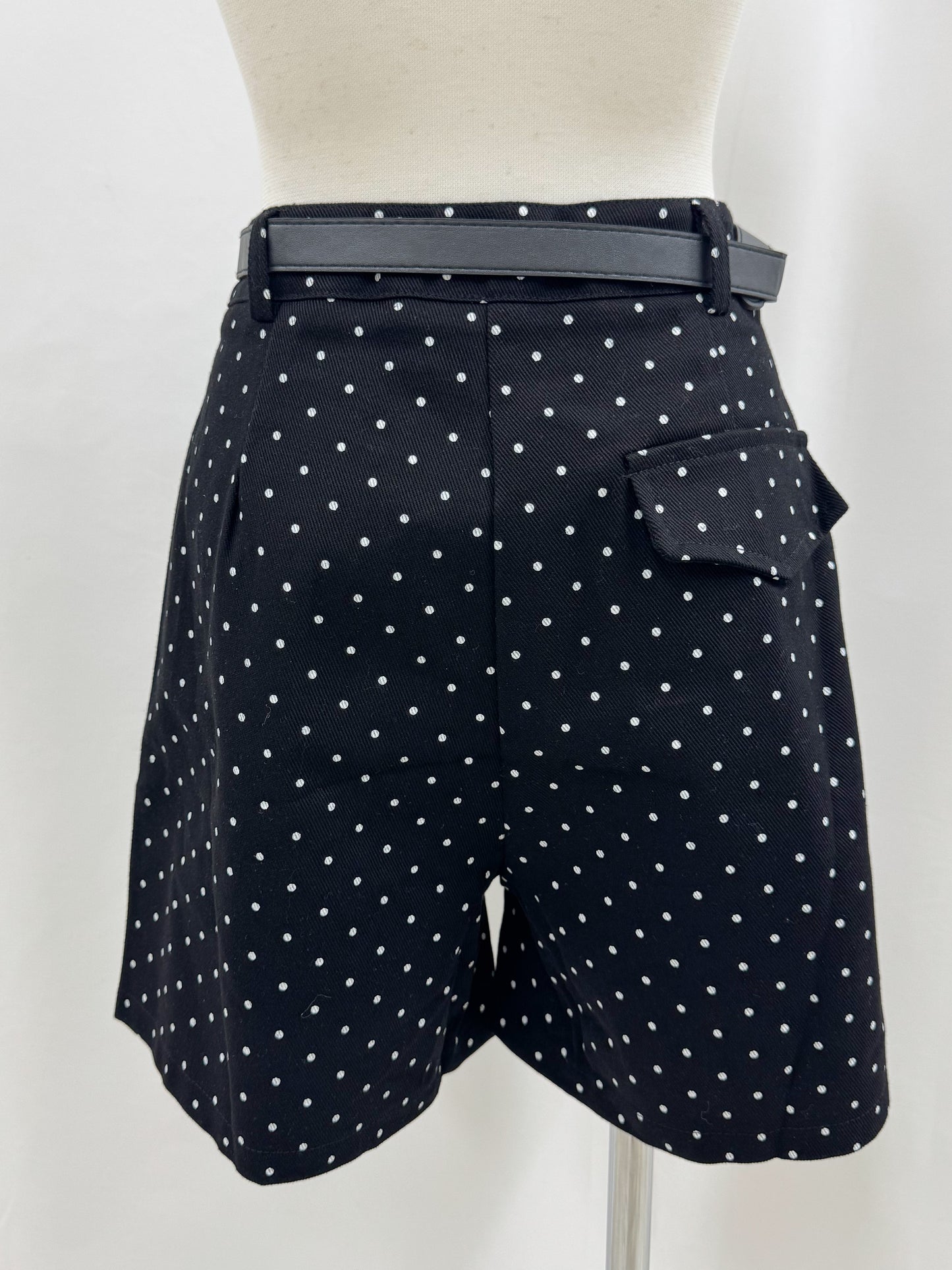 【Official限定価格】ベルト付きドットデニムハーフパンツ