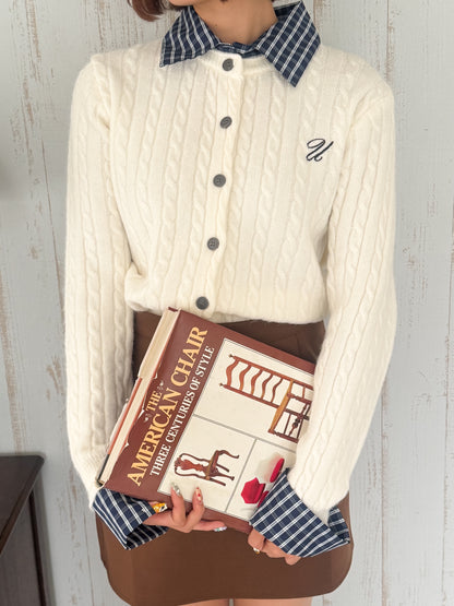 【Official限定価格】チェック襟付きワンポイント刺繡ニット