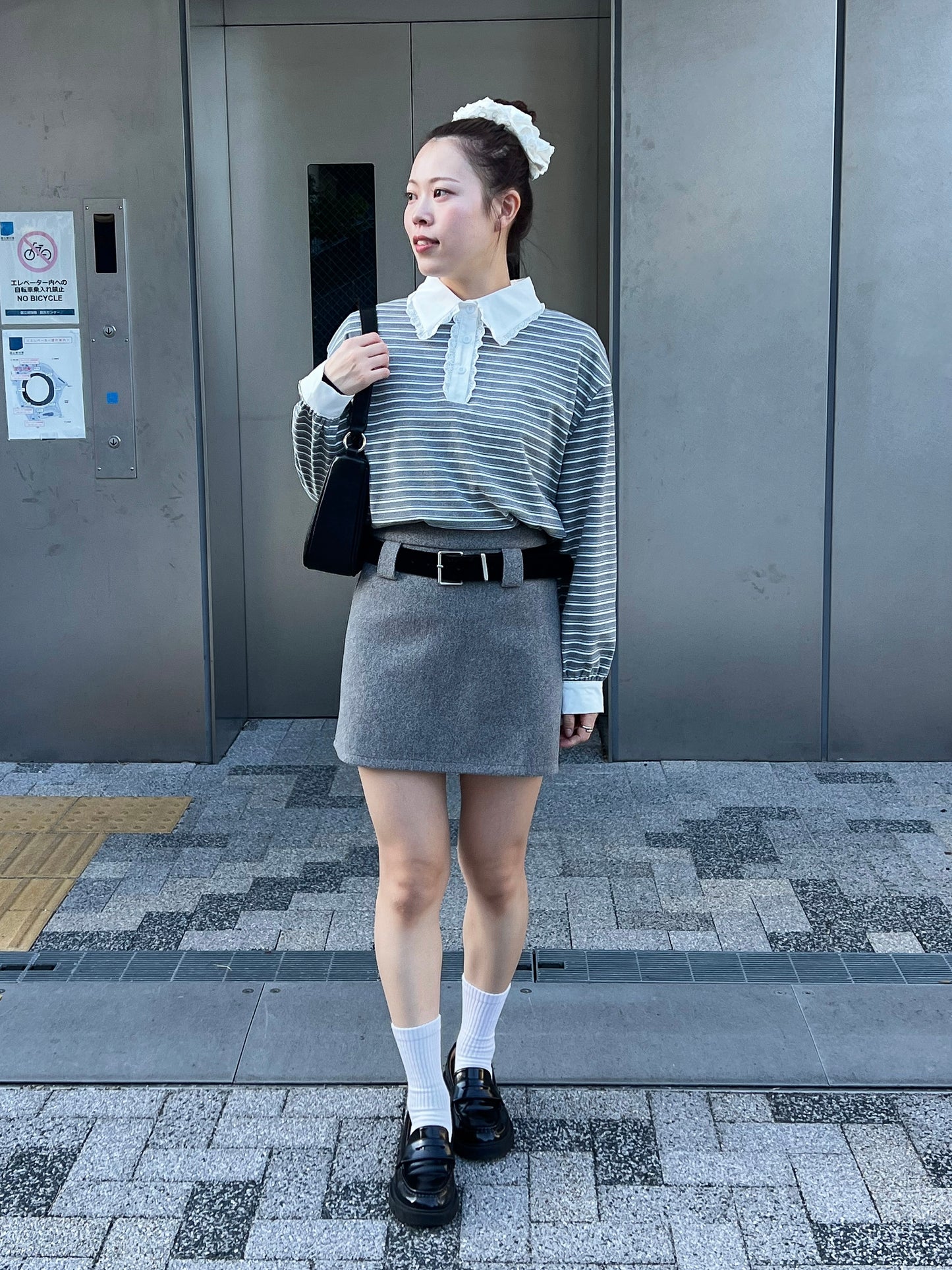 【Official限定価格】フリル襟ボーダーフリーストレーナー