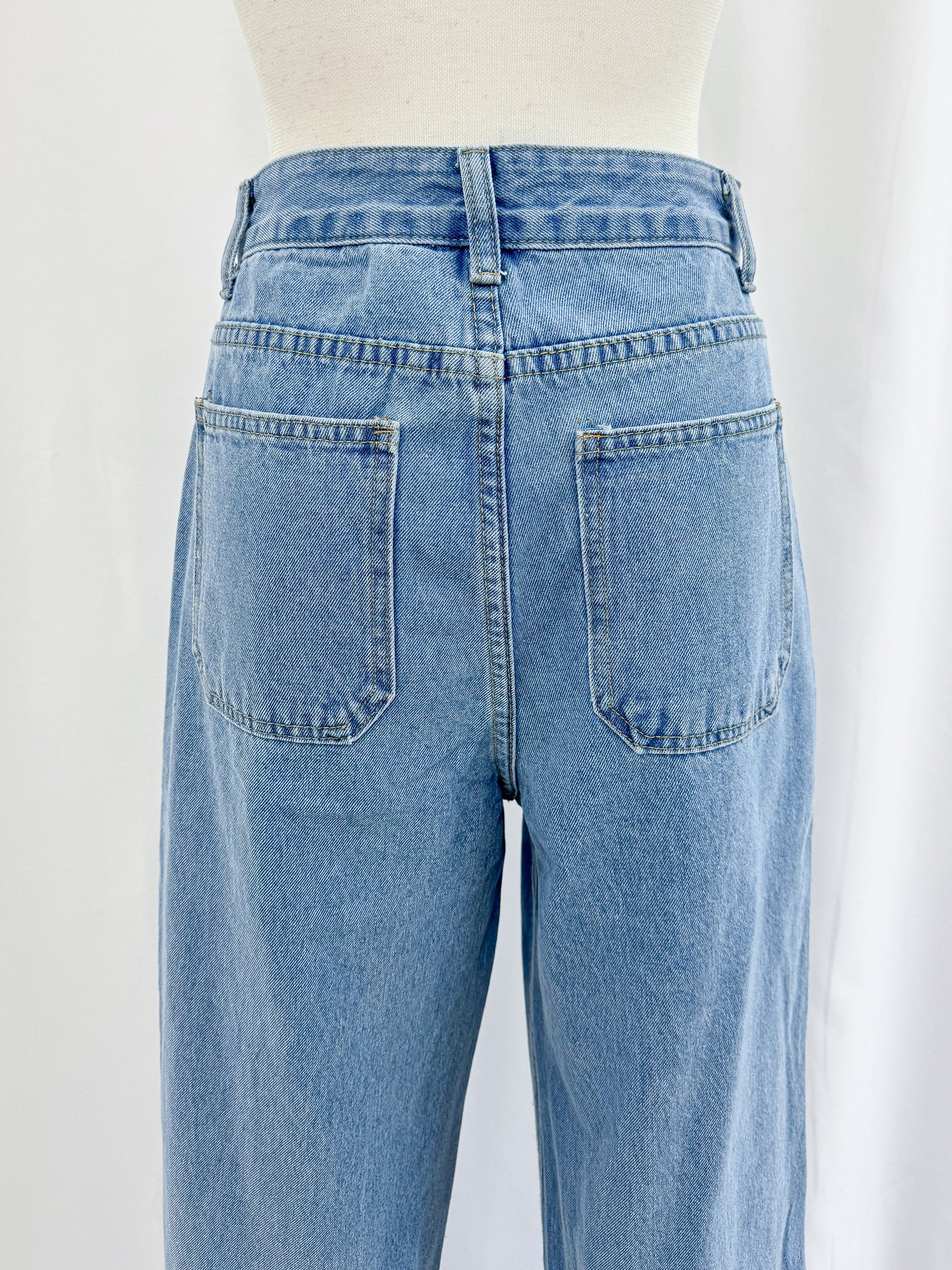 【Official限定価格】ポケットリボン刺繡入りデニムパンツ