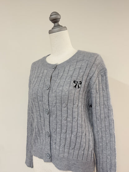 【Official限定価格】リボン刺繍ニットカーディガン
