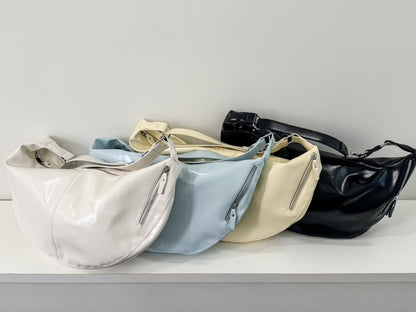 エナメル合皮BIGラウンドショルダーBAG