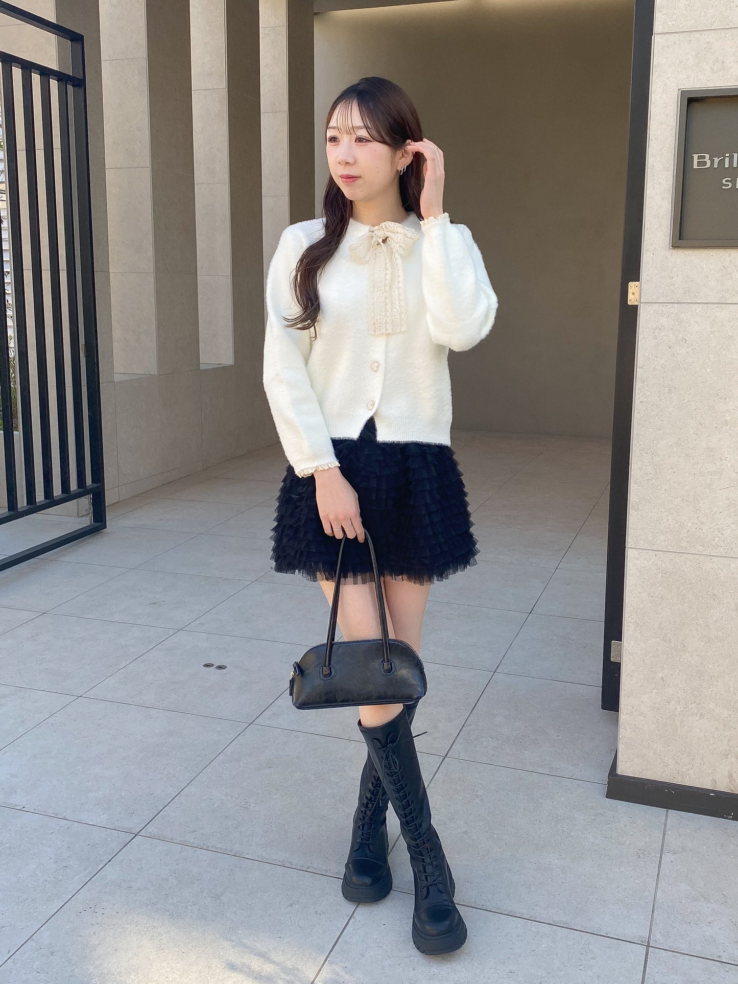 【Official限定価格】ボウタイハートボタンシャギーニット