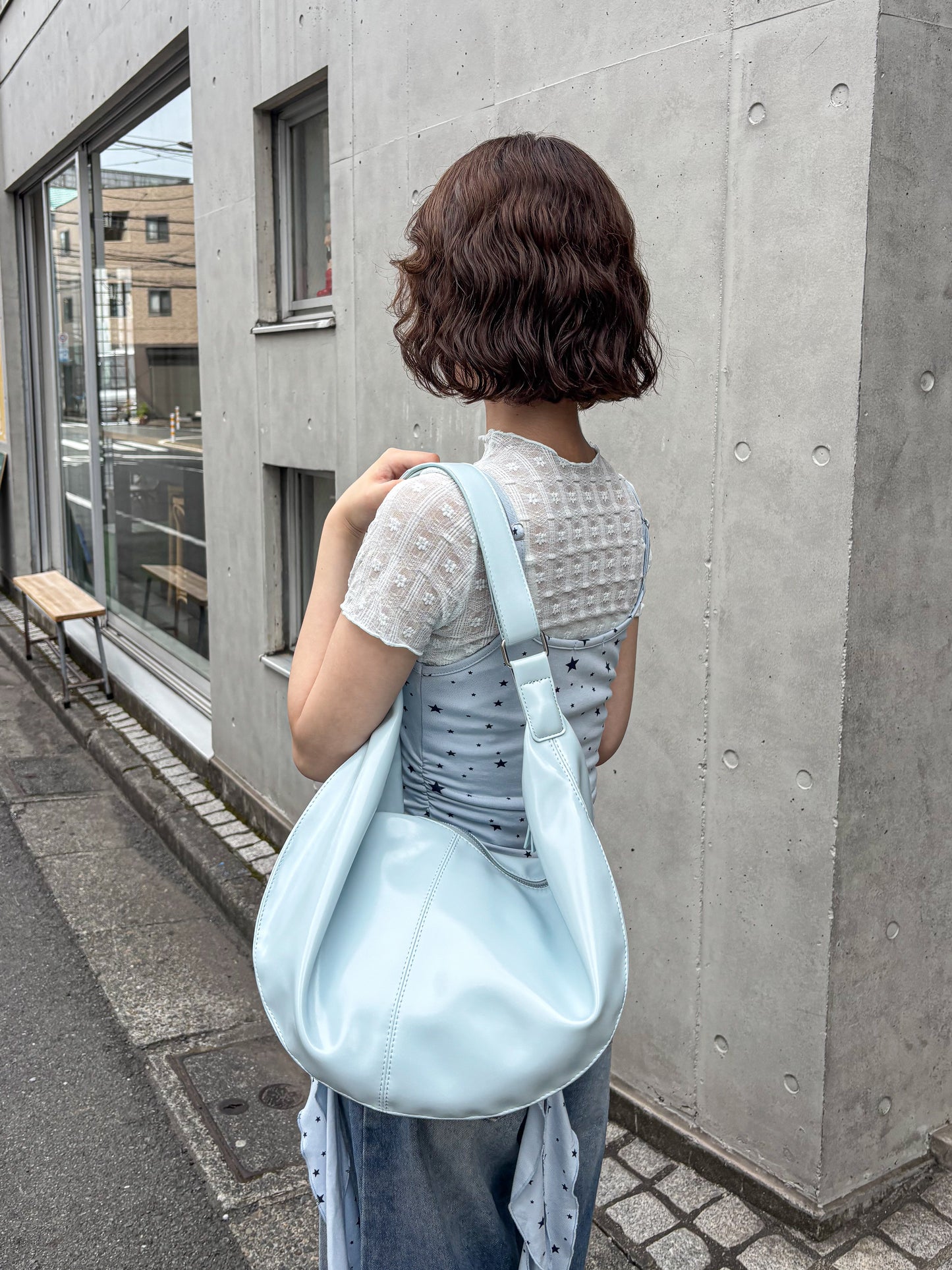 エナメル合皮BIGラウンドショルダーBAG