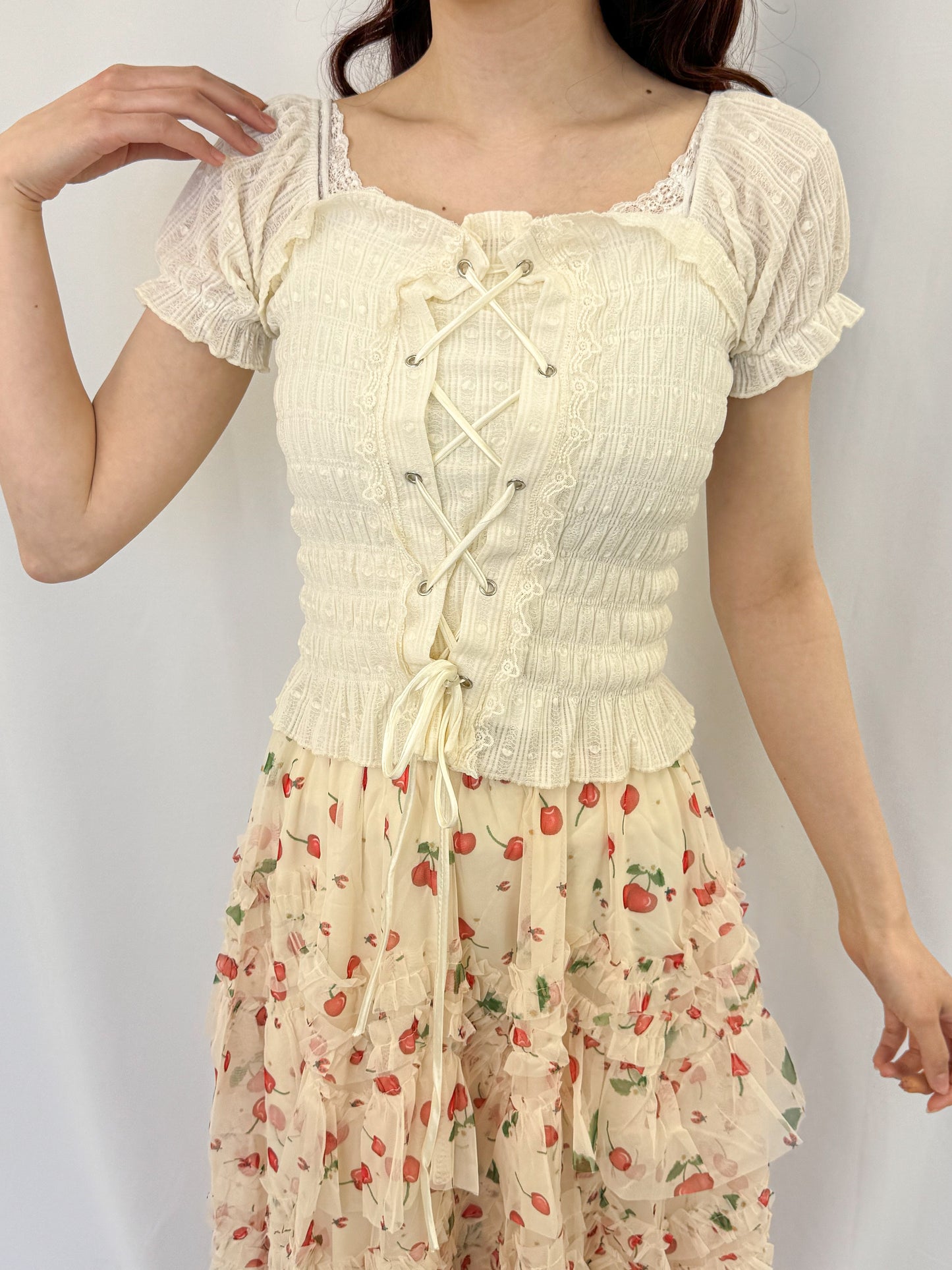 【Official限定価格】レースアップパフブラウス