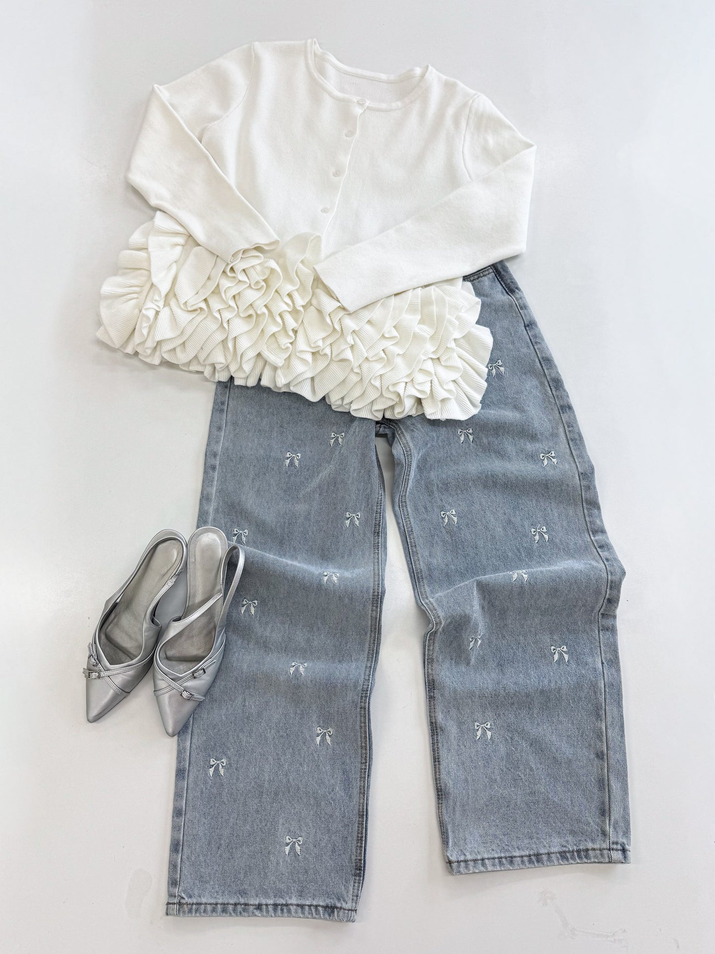 【Official限定価格】リボン刺繡デニムパンツ