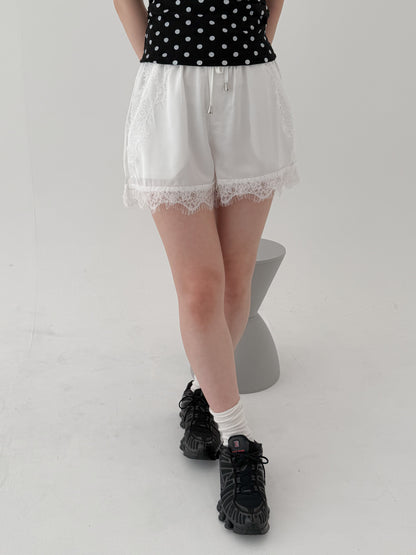 レースサテンショートパンツ