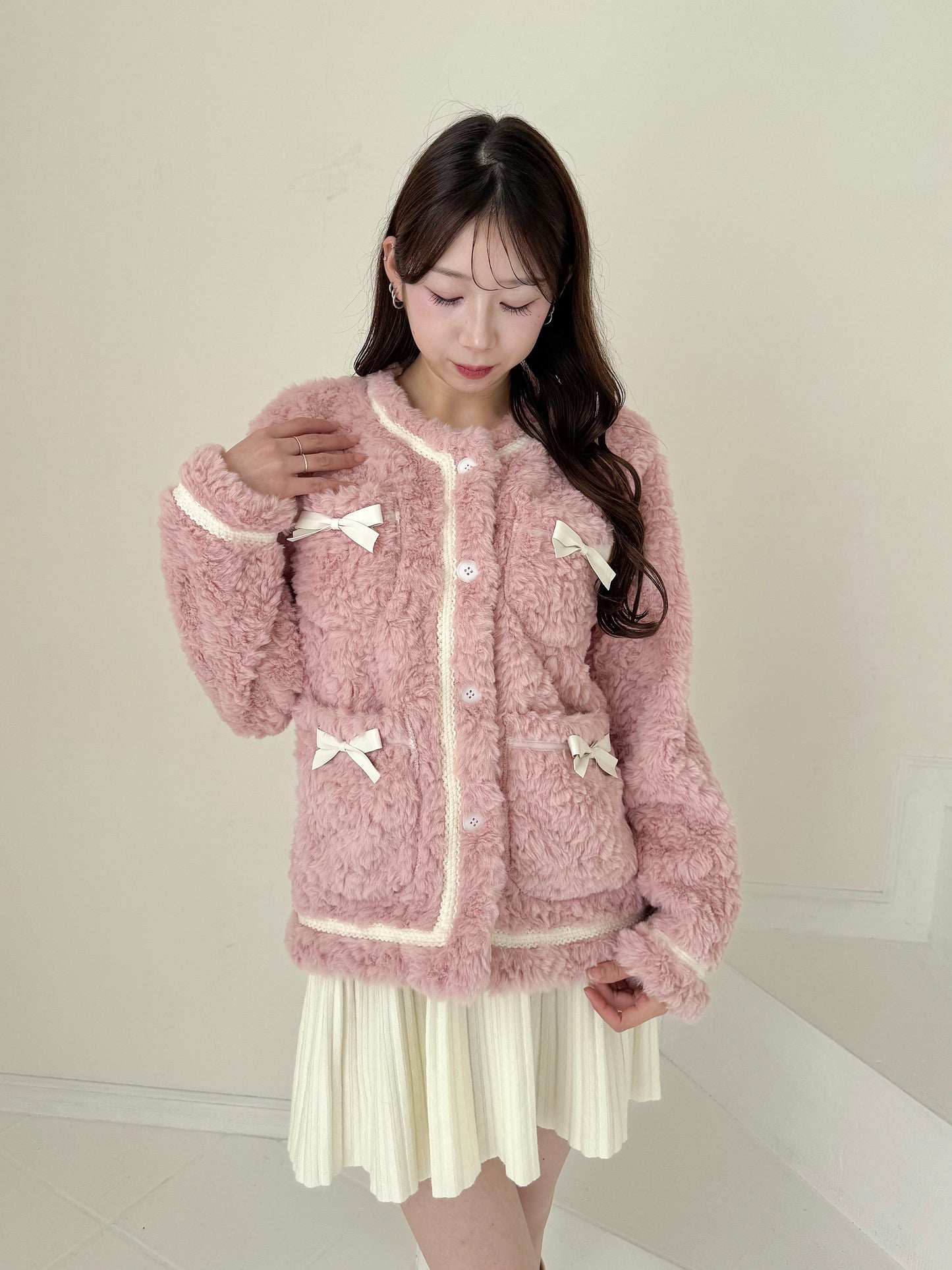 リボン付きガーリーファージャケット