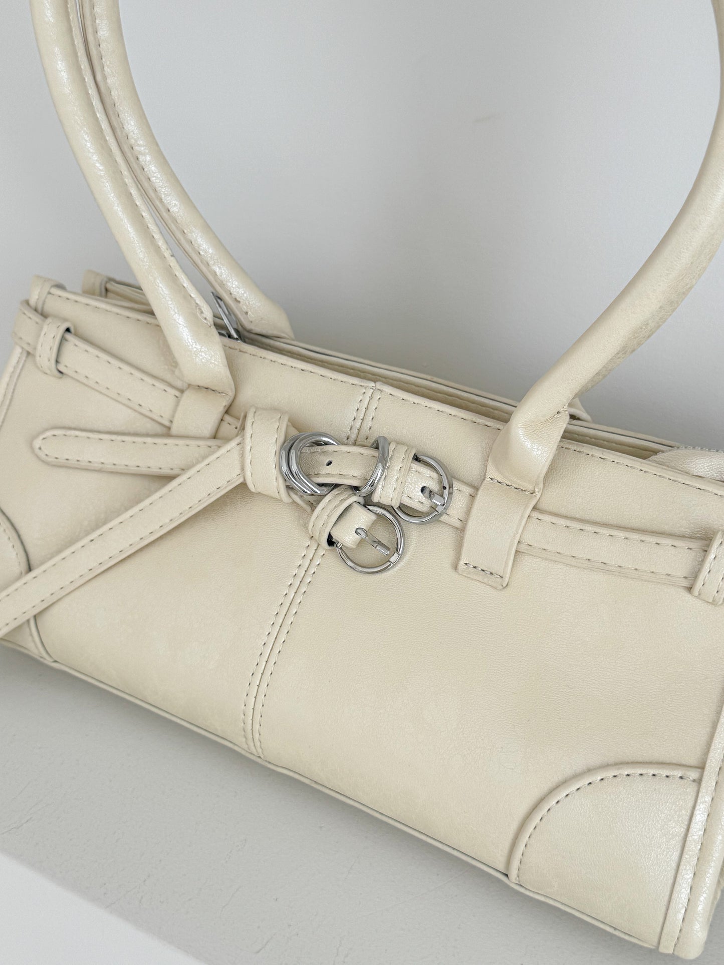 ベルト付きナローハンドルBAG