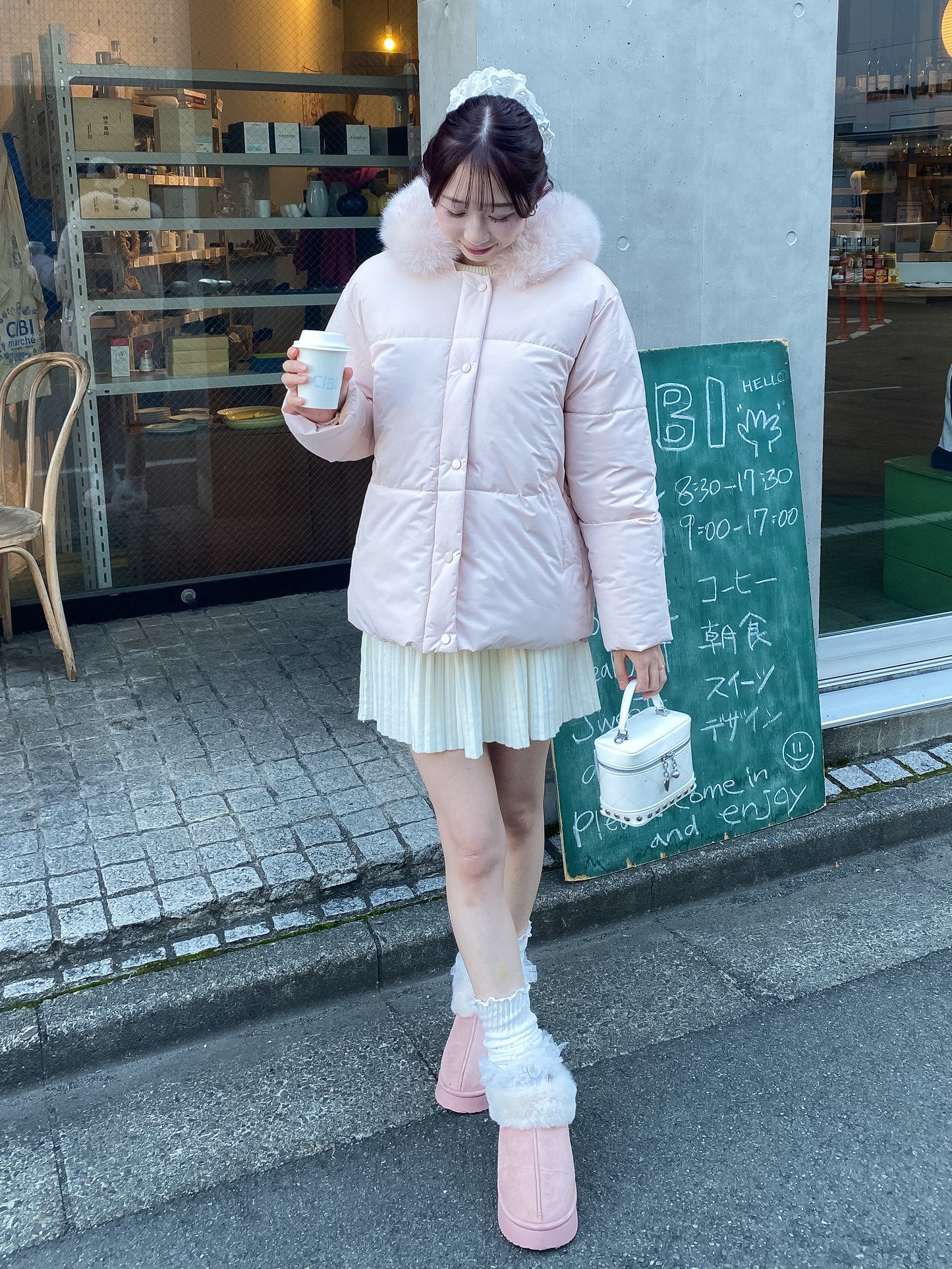 【Official限定価格】ファー付きショートパフブルゾン