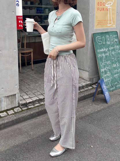 ストライプパンツ